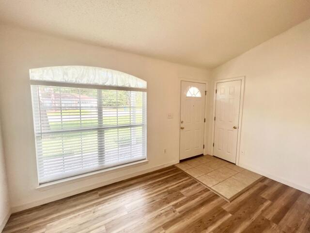 SOUTH POINTE ESTATES - Residential Lease