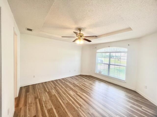 SOUTH POINTE ESTATES - Residential Lease