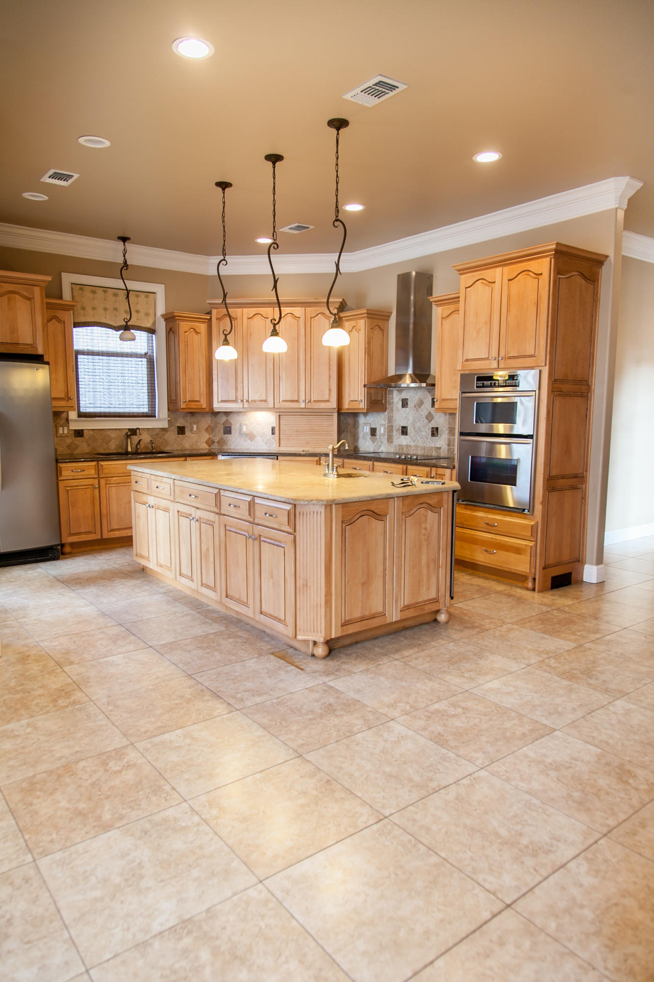 RAINTREE ESTATES - Residential