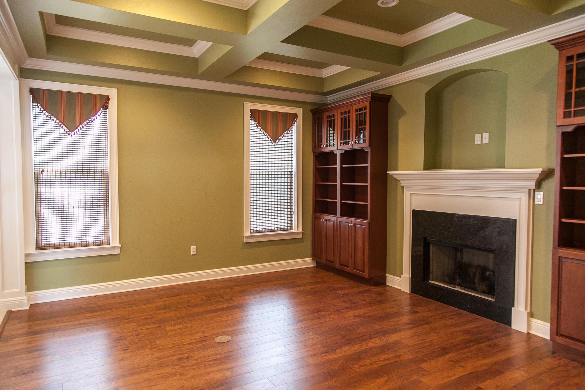 RAINTREE ESTATES - Residential