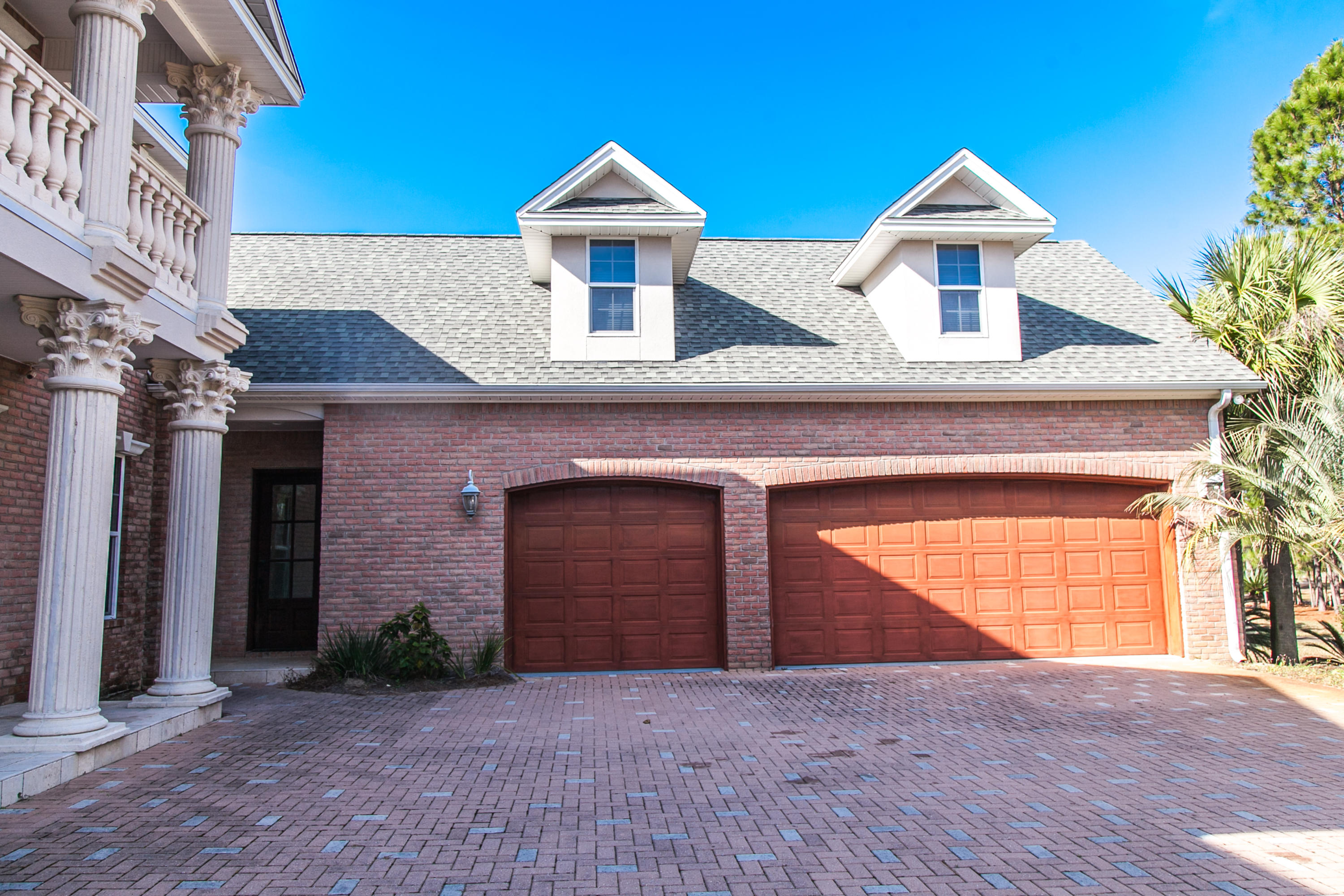 RAINTREE ESTATES - Residential