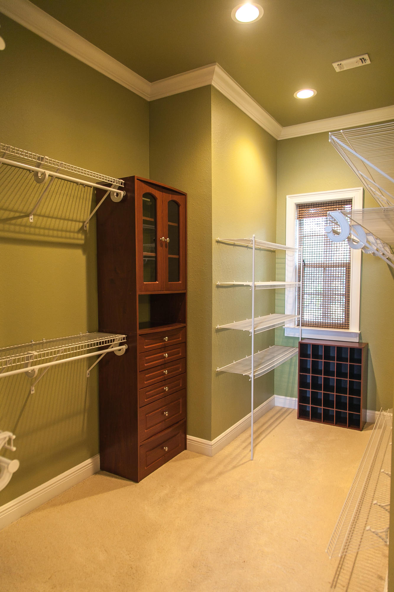 RAINTREE ESTATES - Residential