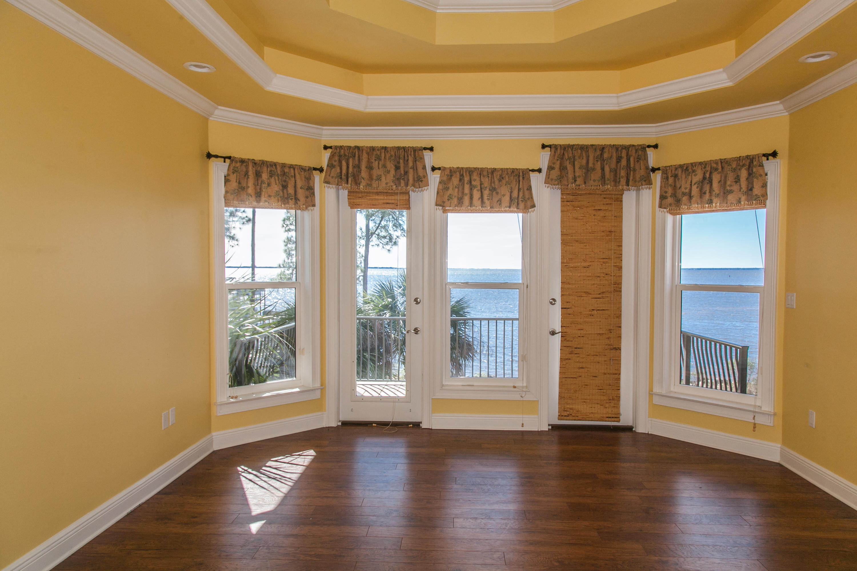 RAINTREE ESTATES - Residential