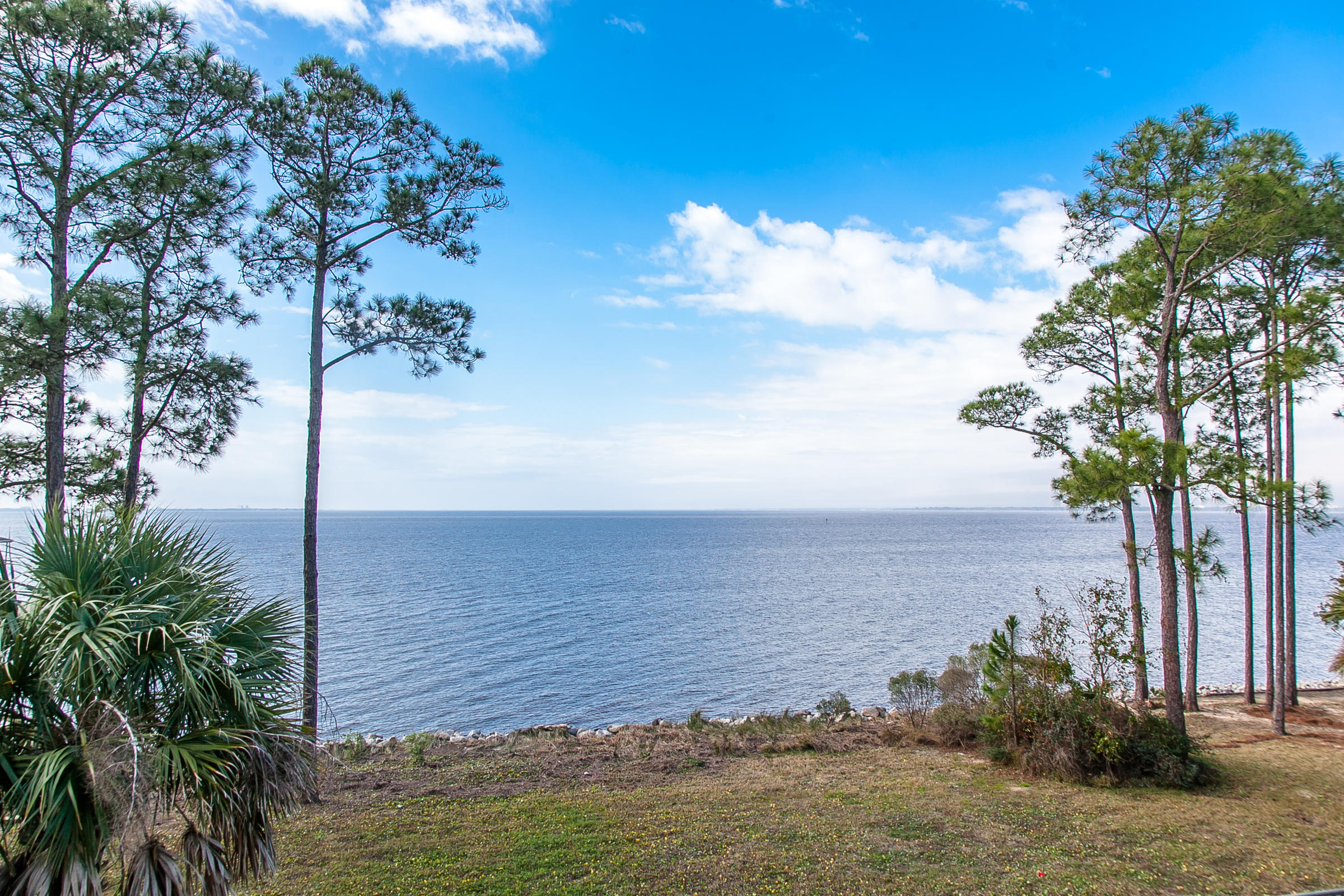 RAINTREE ESTATES - Residential