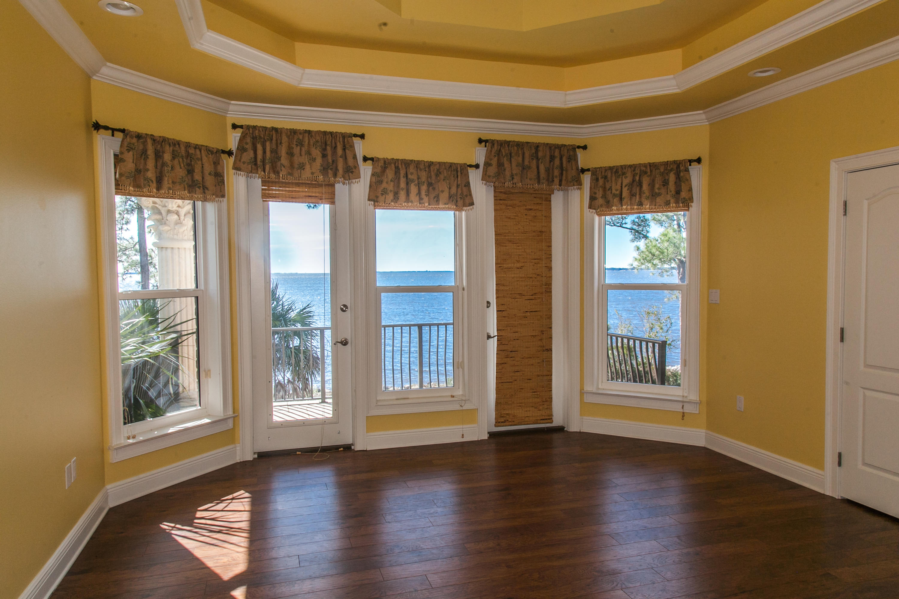 RAINTREE ESTATES - Residential