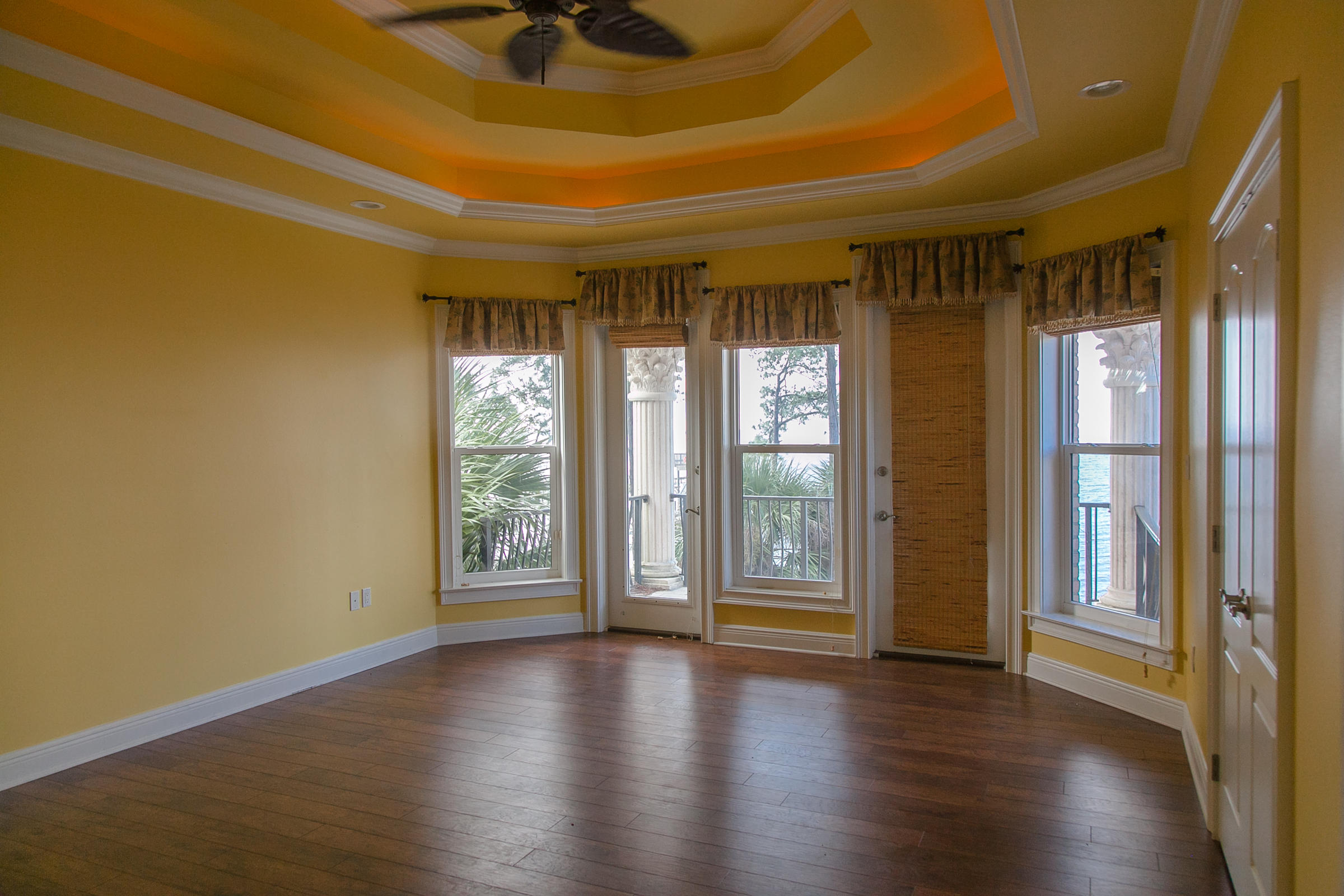 RAINTREE ESTATES - Residential