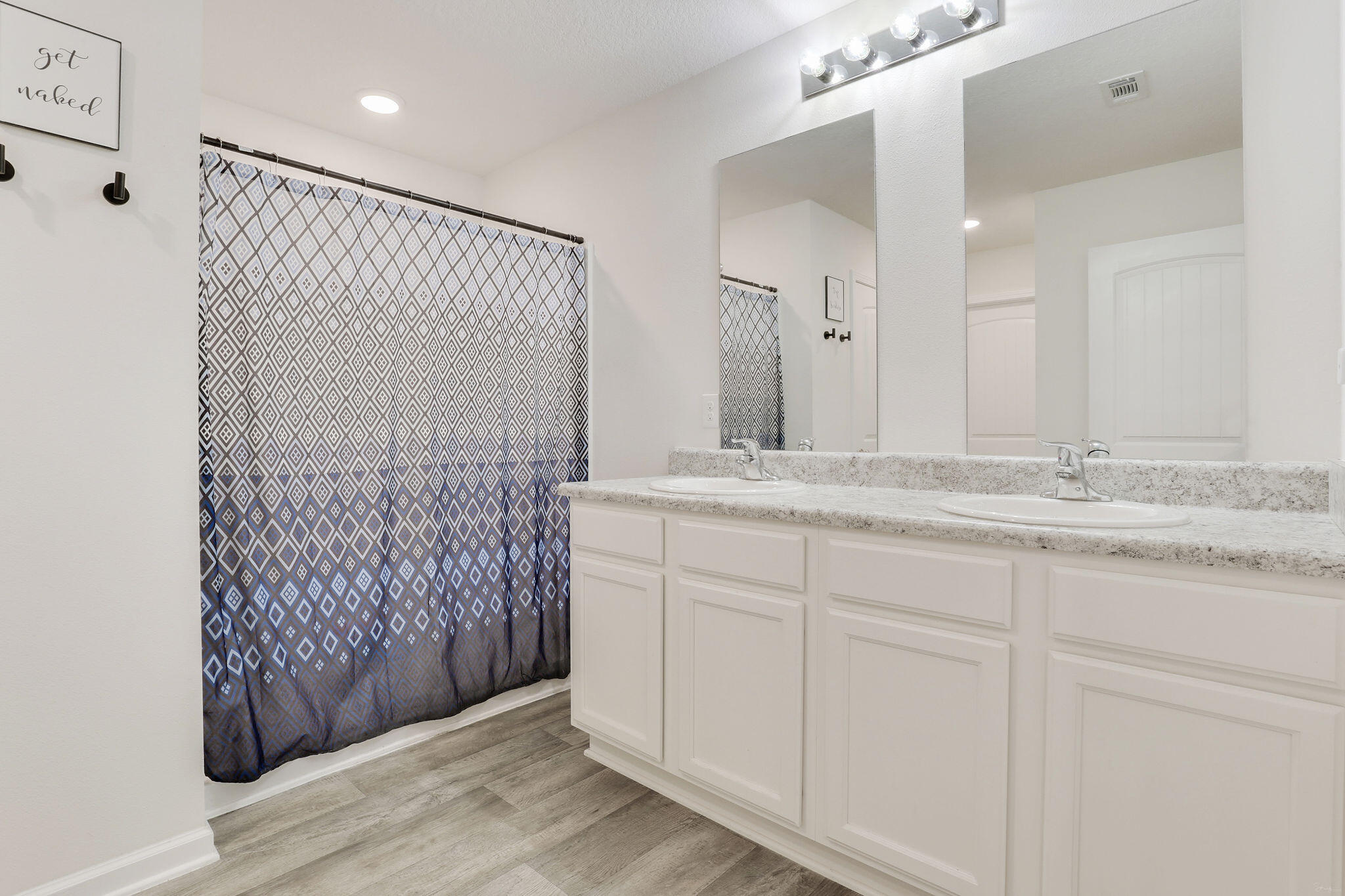 Redstone Commons - Residential