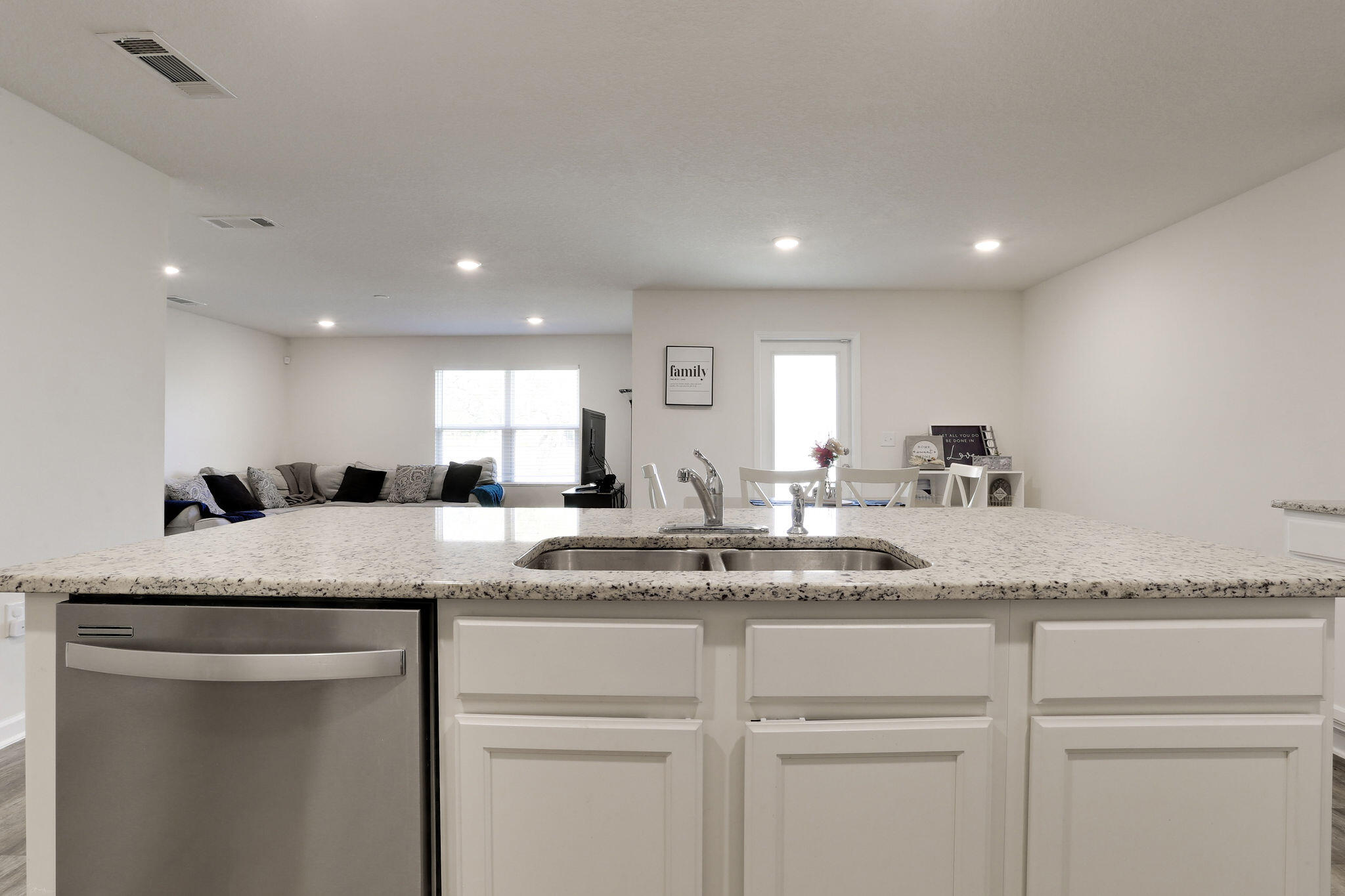 Redstone Commons - Residential