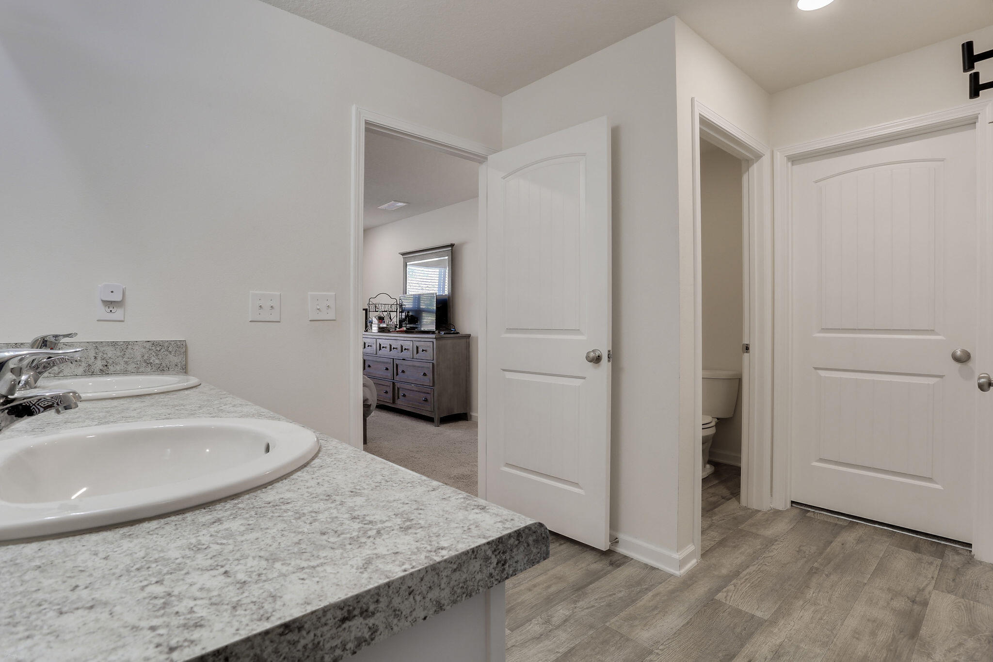 Redstone Commons - Residential