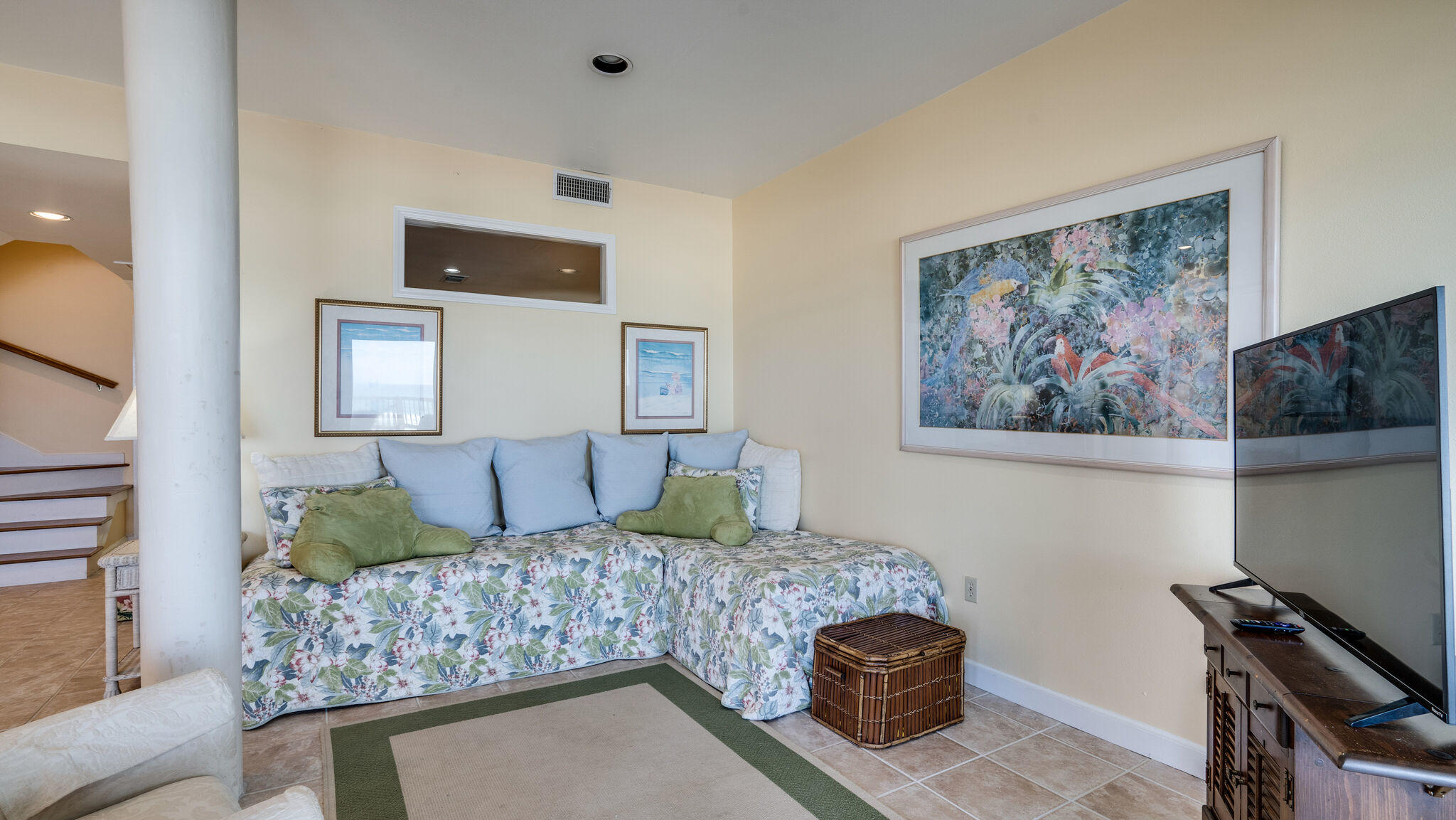 GREENREEF T/H PH II UNIT 20 - Residential