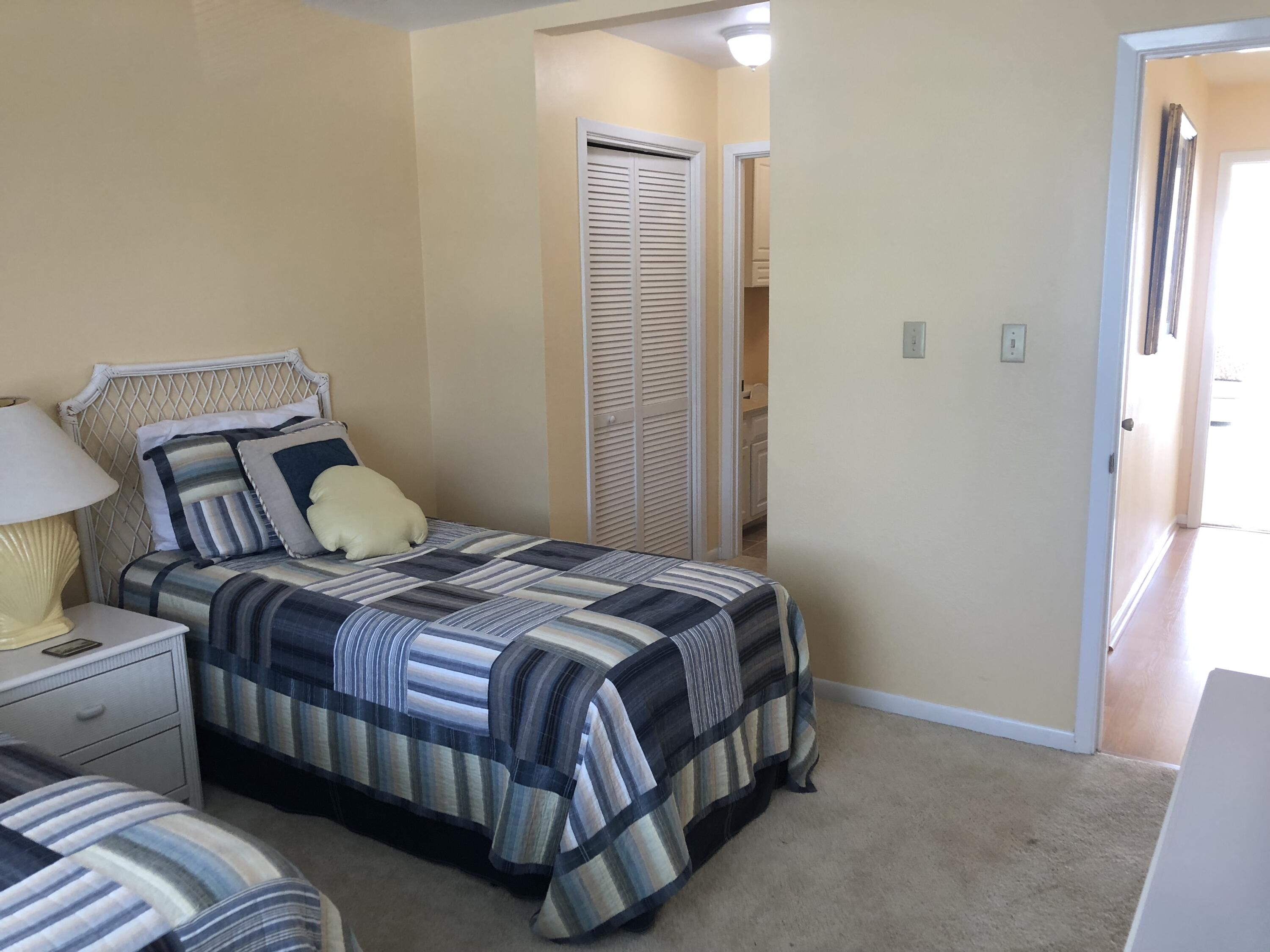 GREENREEF T/H PH II UNIT 20 - Residential