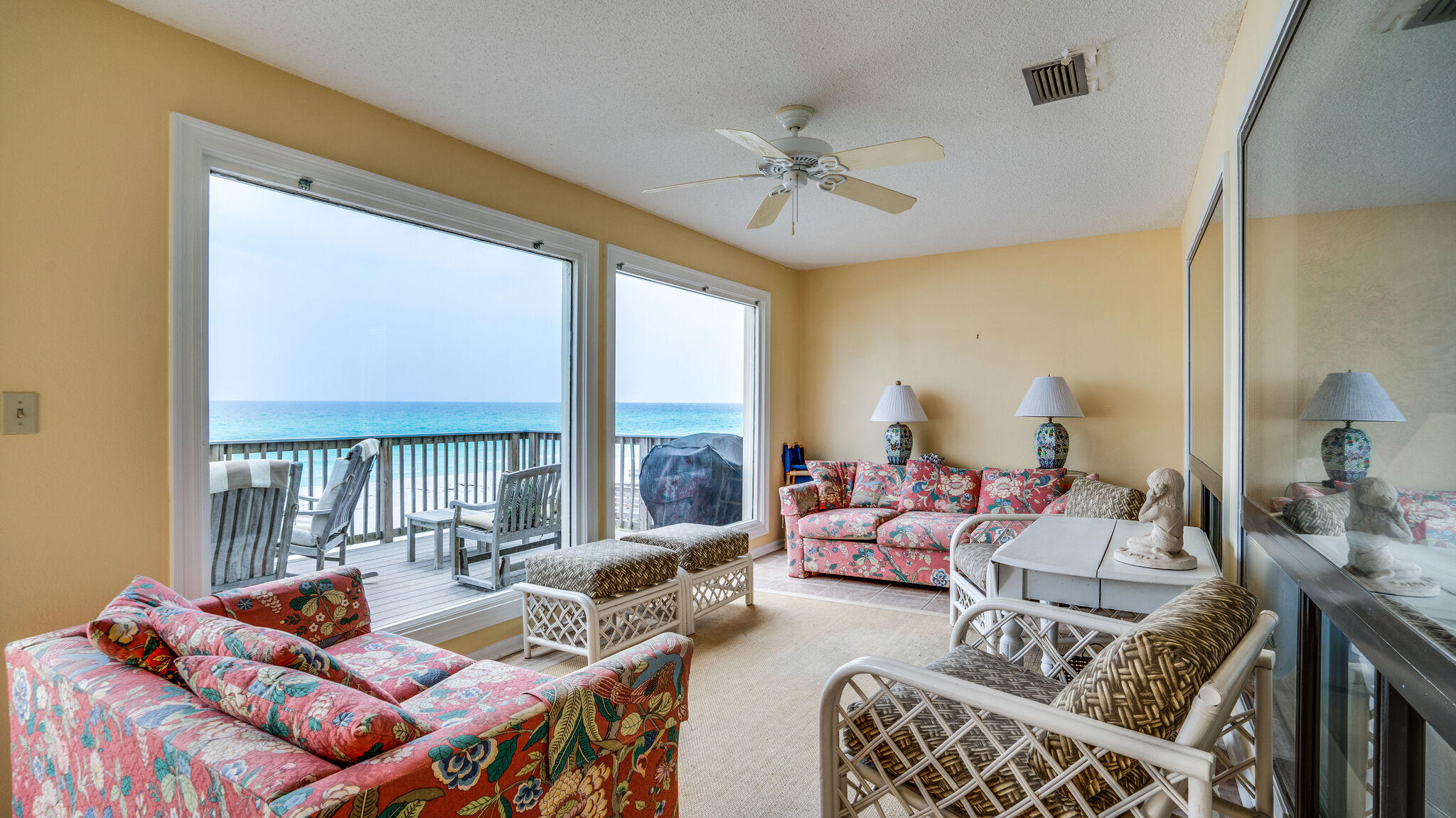 GREENREEF T/H PH II UNIT 20 - Residential