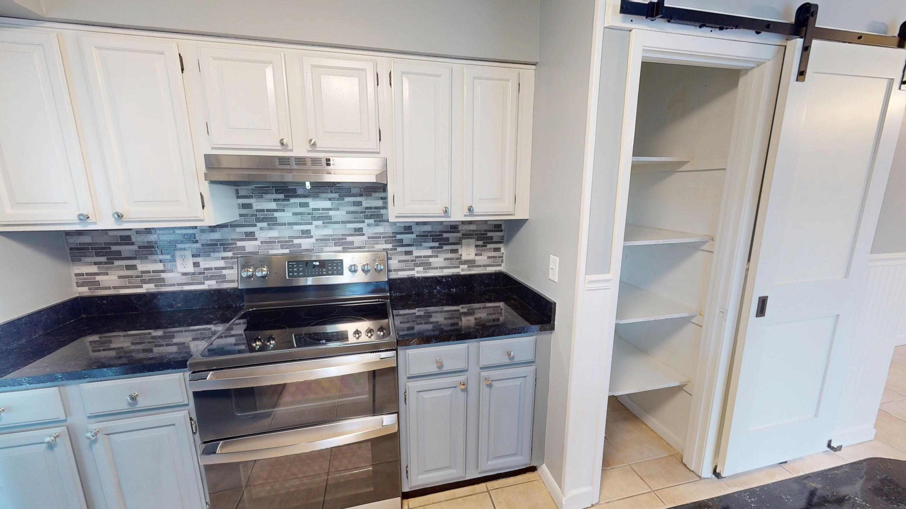 CHATEAU PRES DE LA MER - Residential