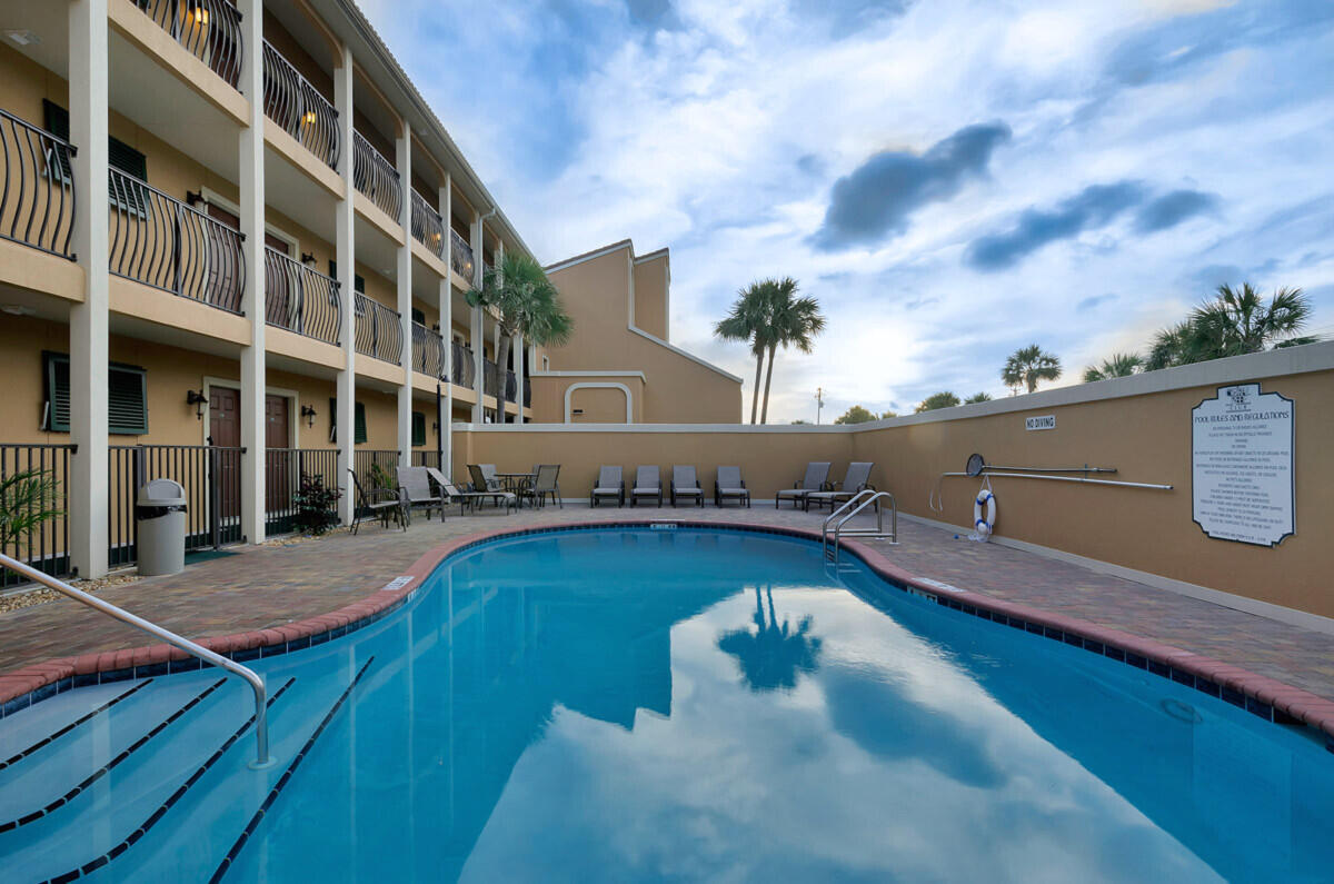 CORAL REEF CLUB PH 1 - Residential