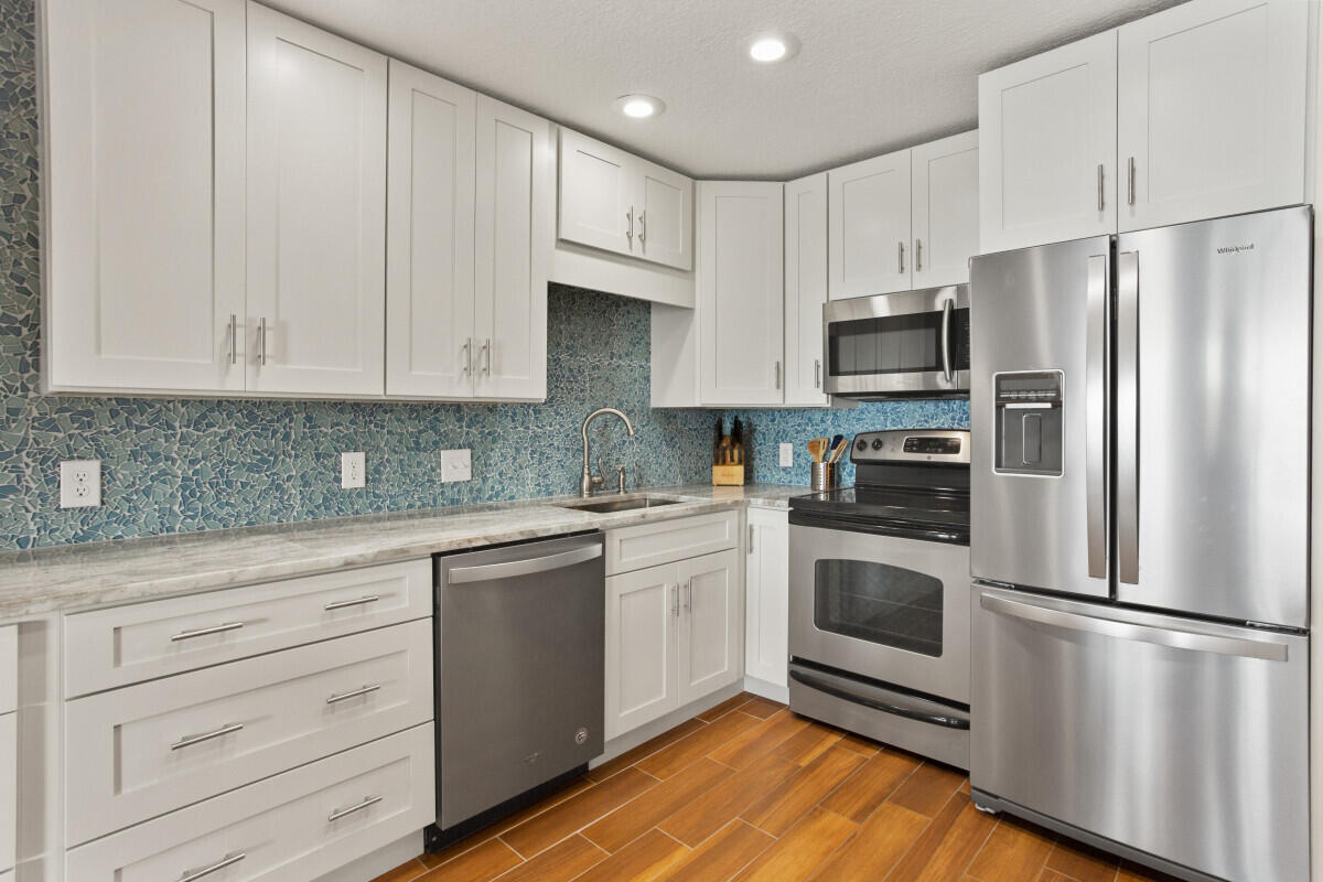 CORAL REEF CLUB PH 1 - Residential