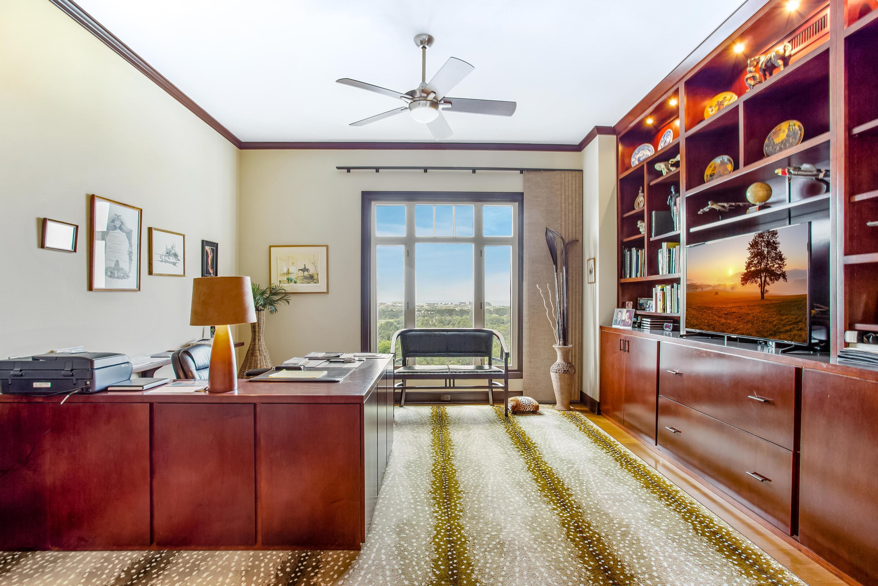 ONE WATER PLACE - Residential