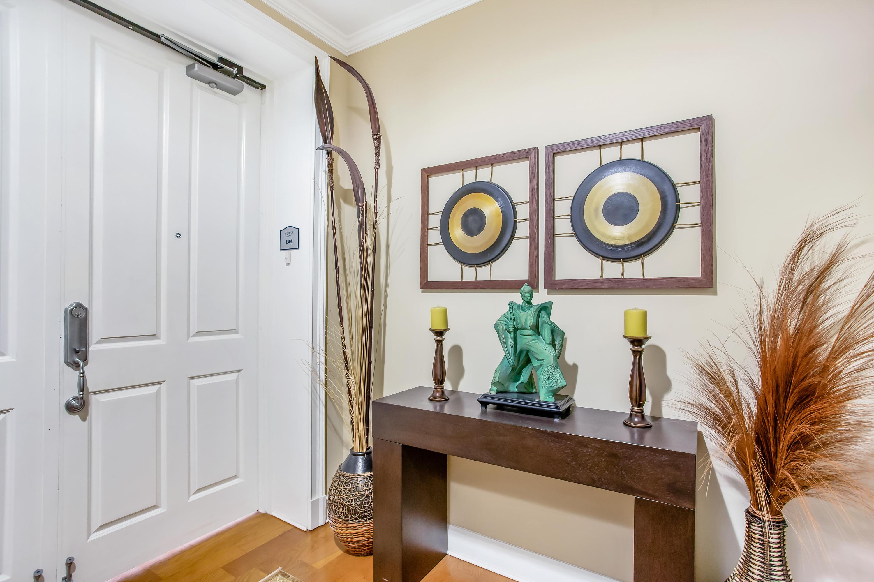 ONE WATER PLACE - Residential