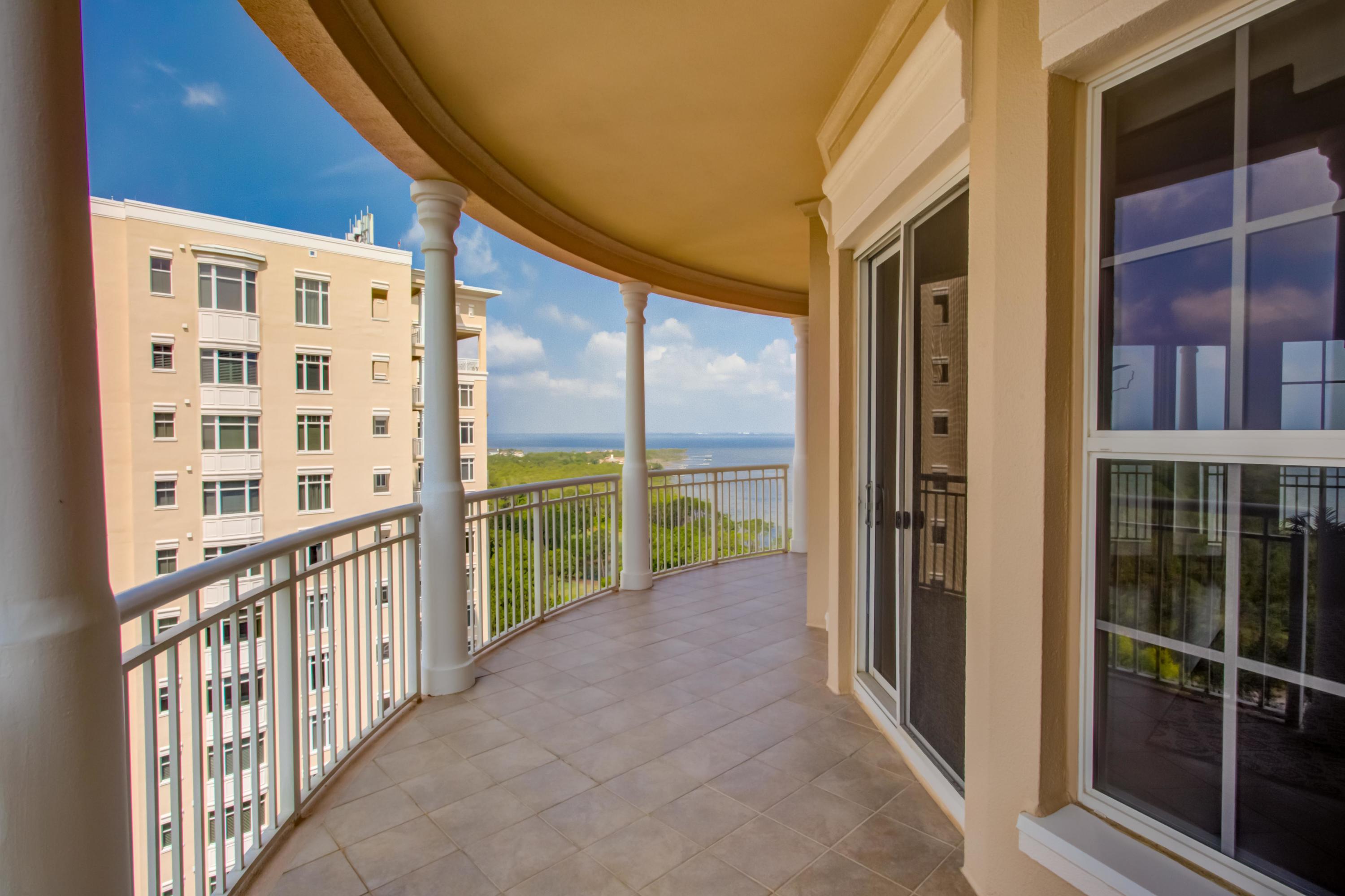 ONE WATER PLACE - Residential