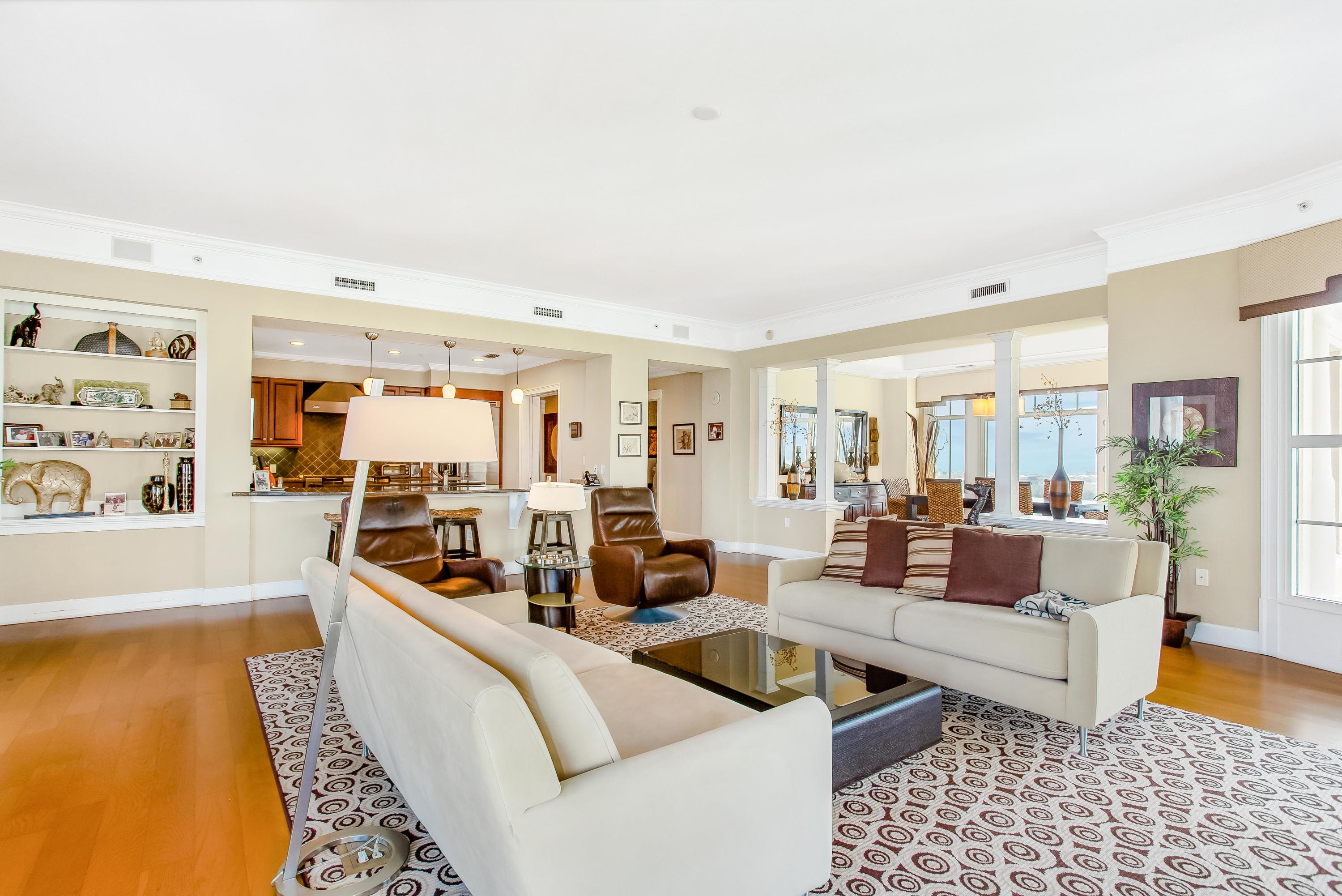 ONE WATER PLACE - Residential