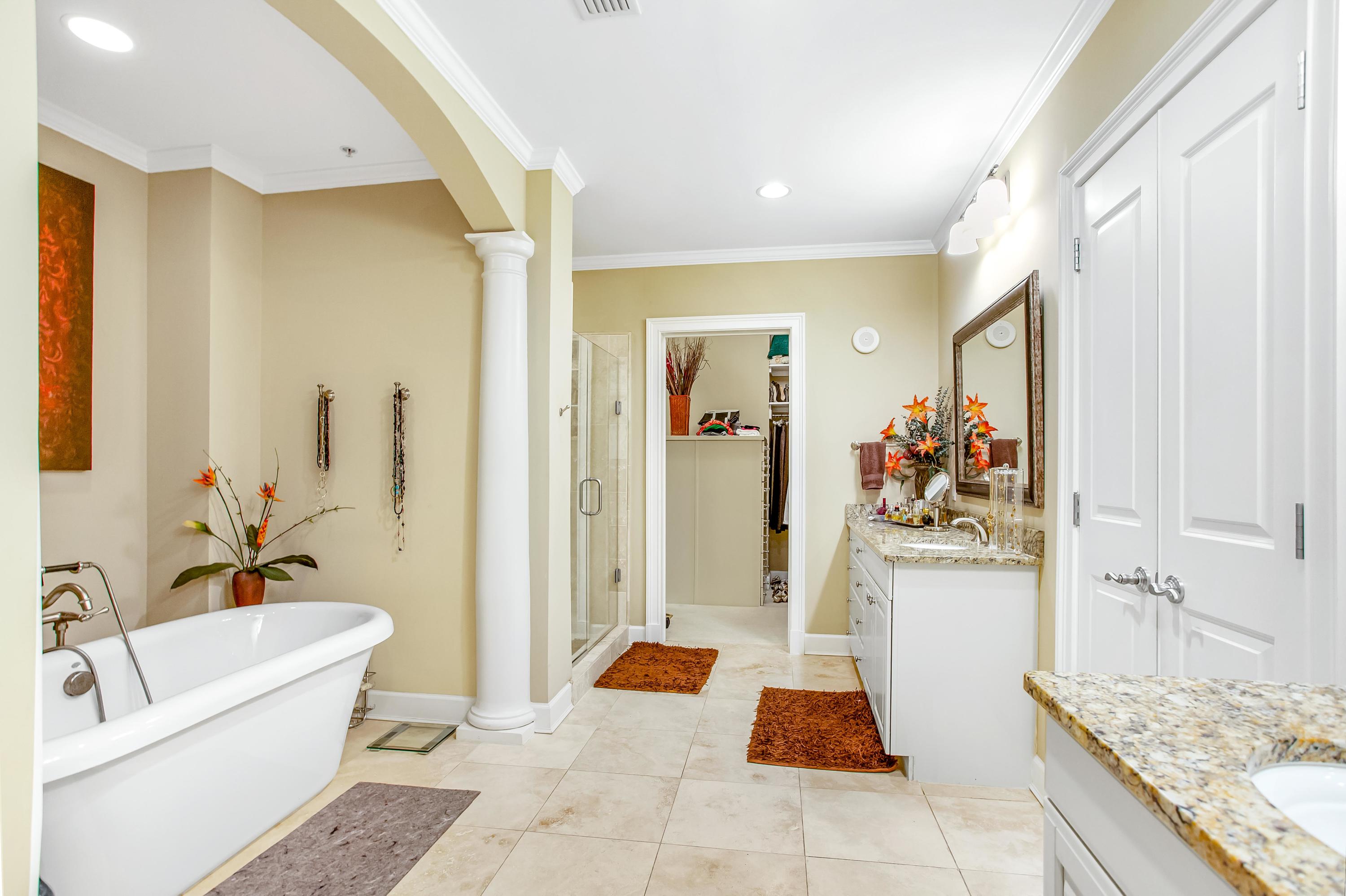 ONE WATER PLACE - Residential