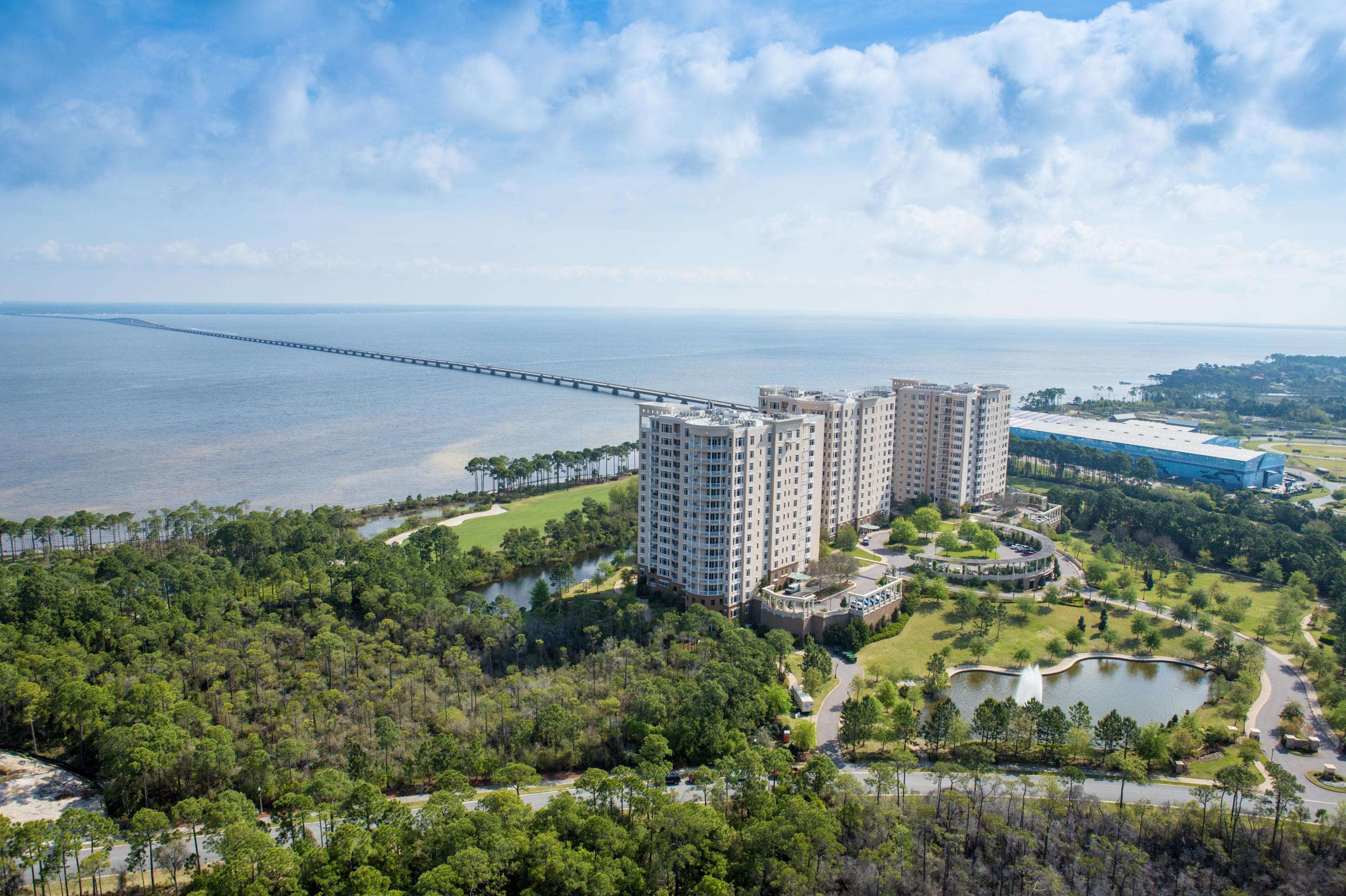 ONE WATER PLACE - Residential