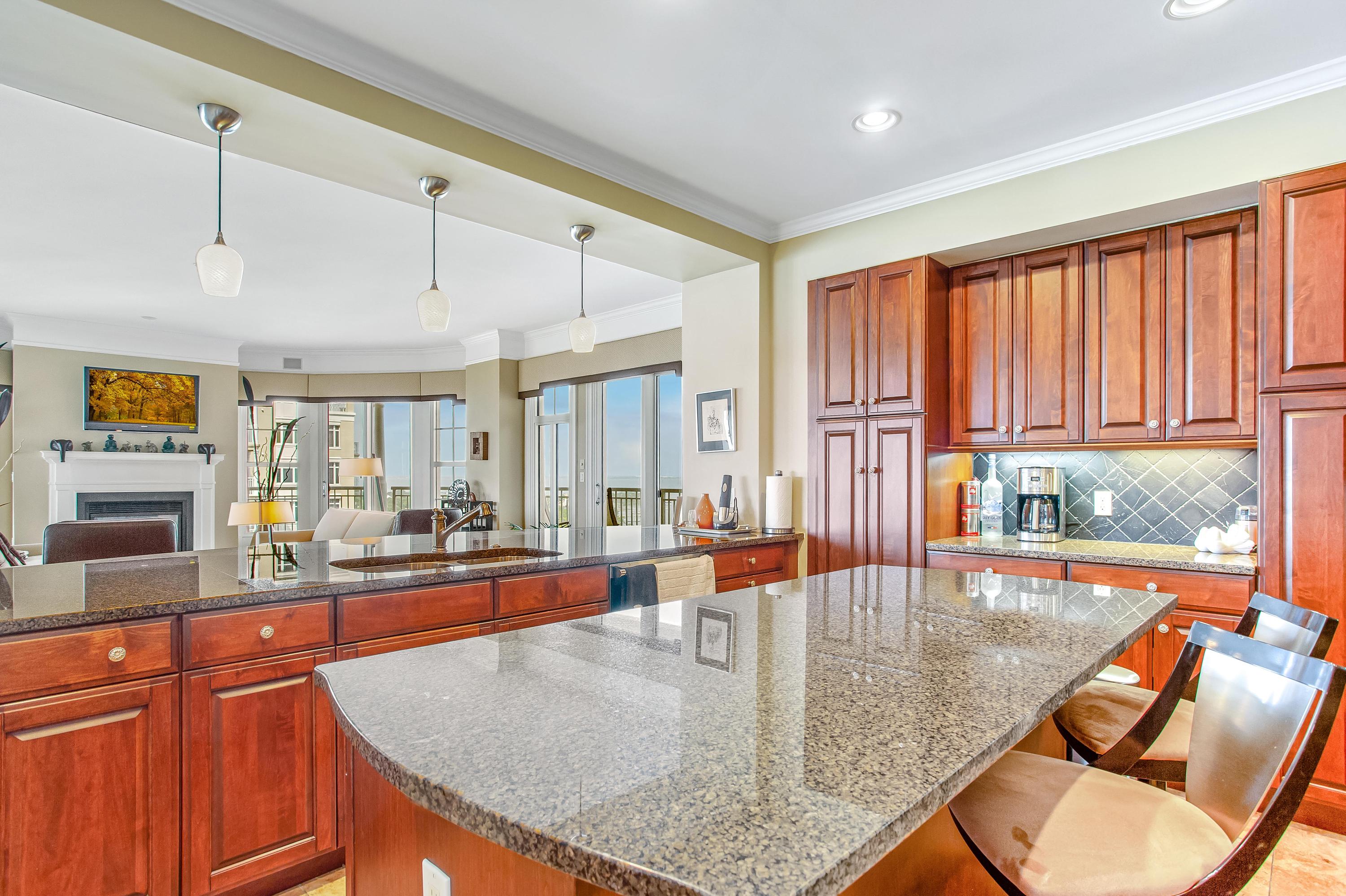 ONE WATER PLACE - Residential