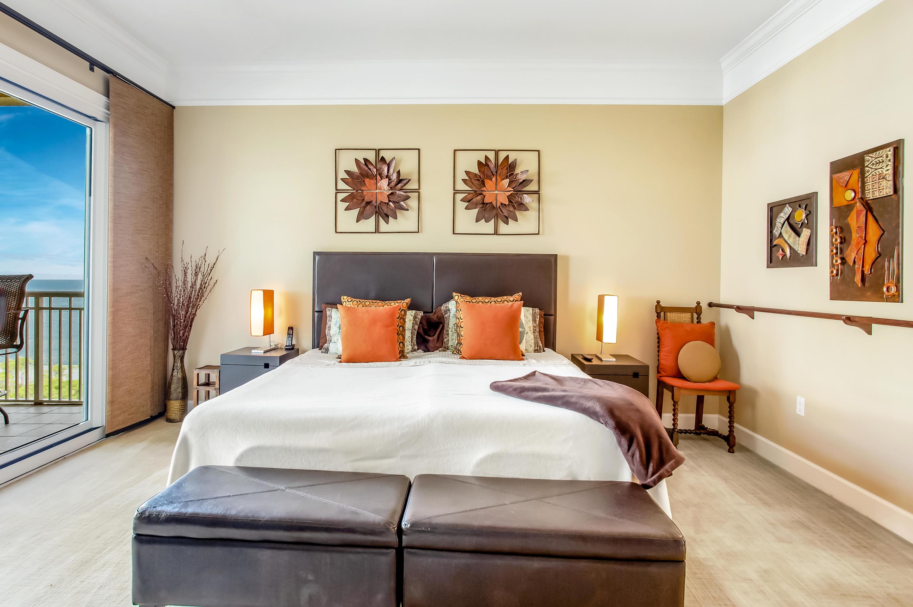 ONE WATER PLACE - Residential