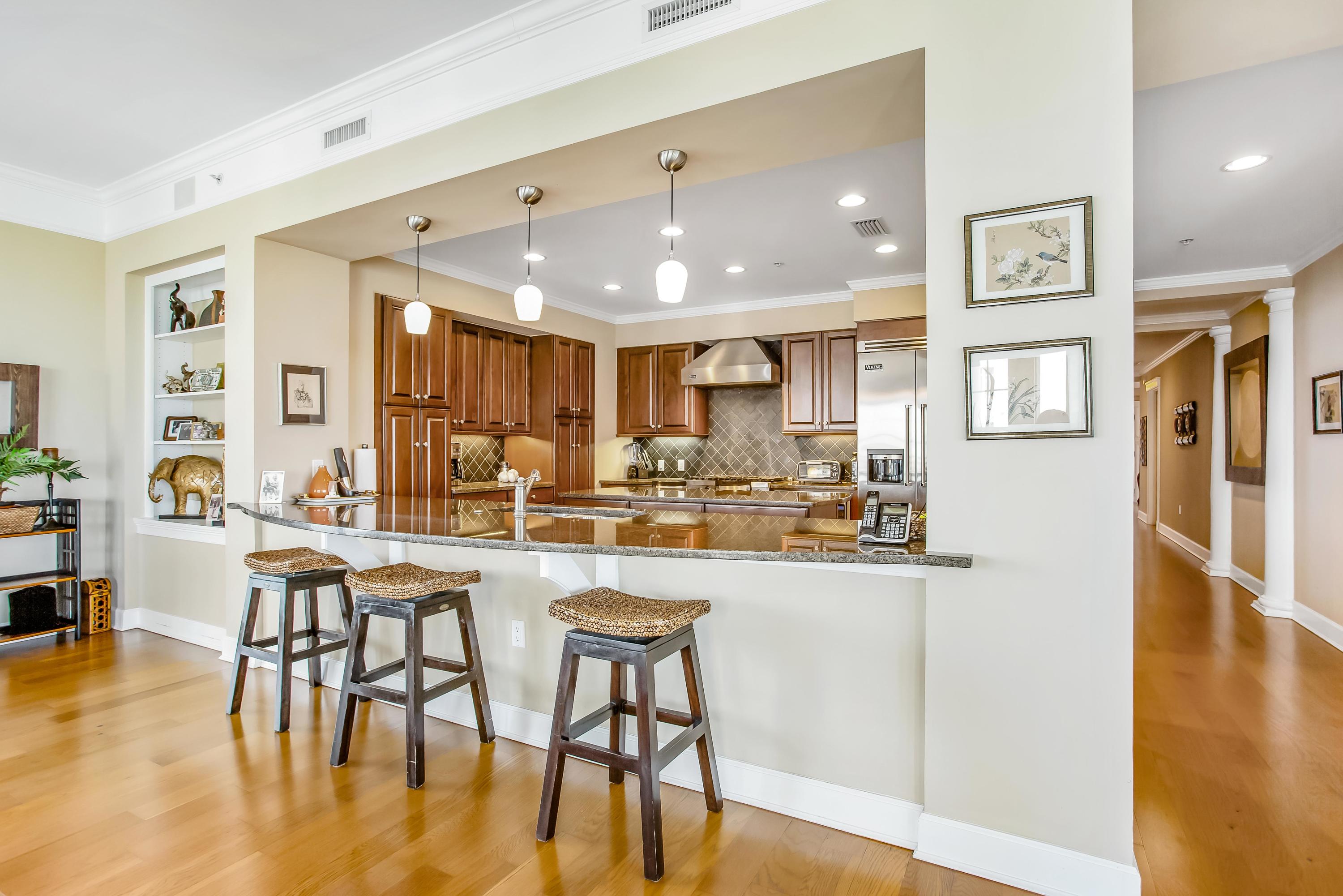 ONE WATER PLACE - Residential