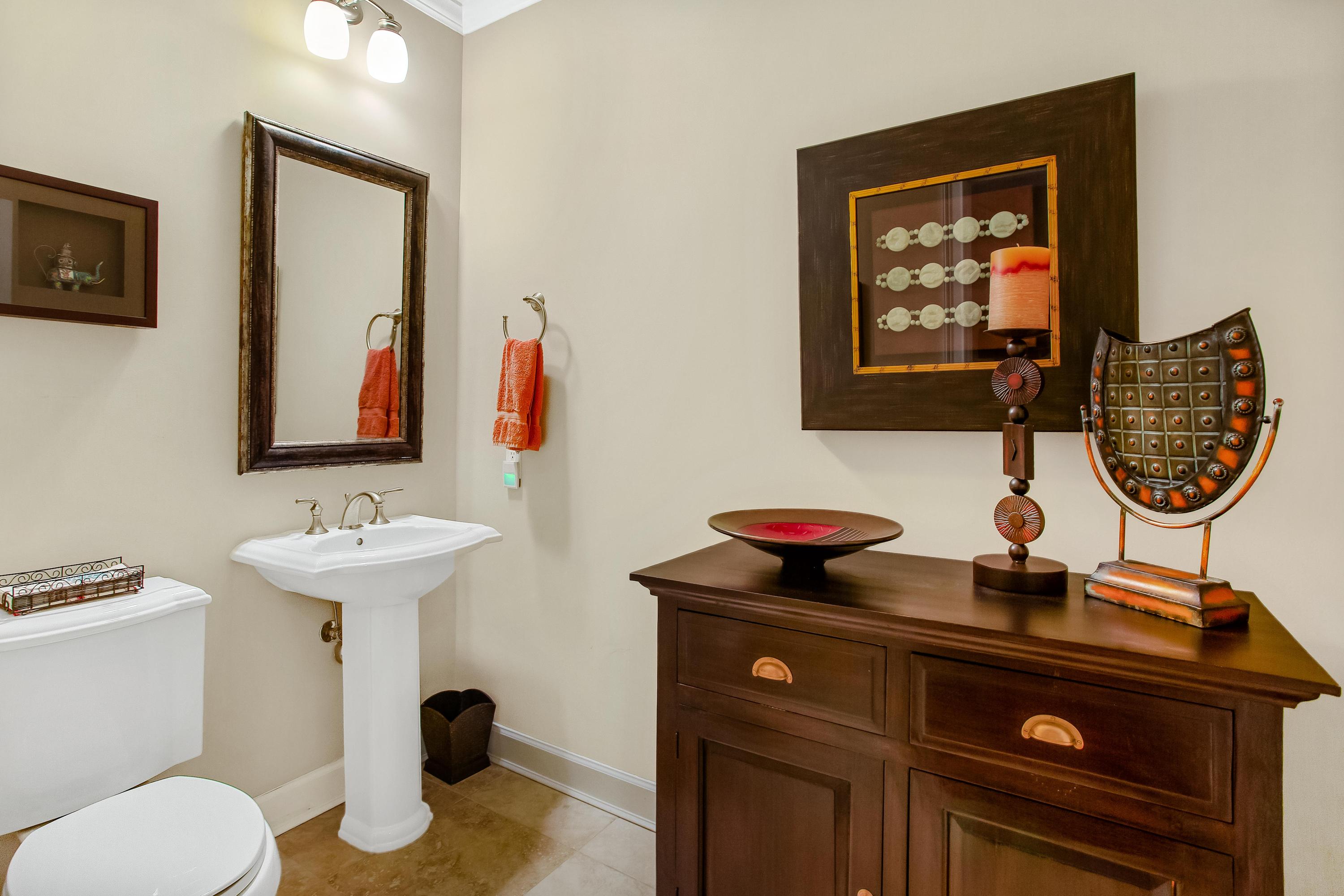 ONE WATER PLACE - Residential