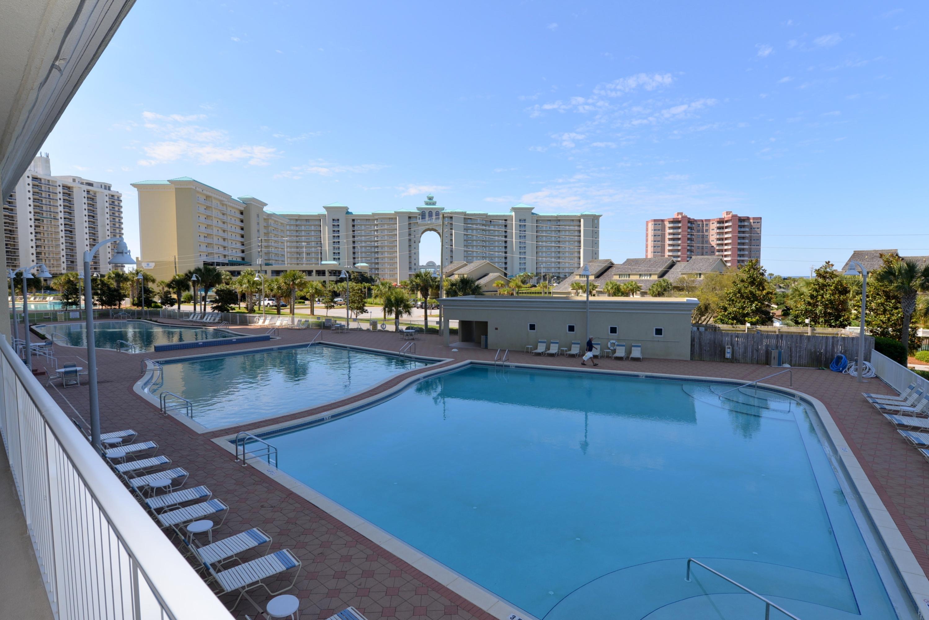 ARIEL DUNES II - Residential