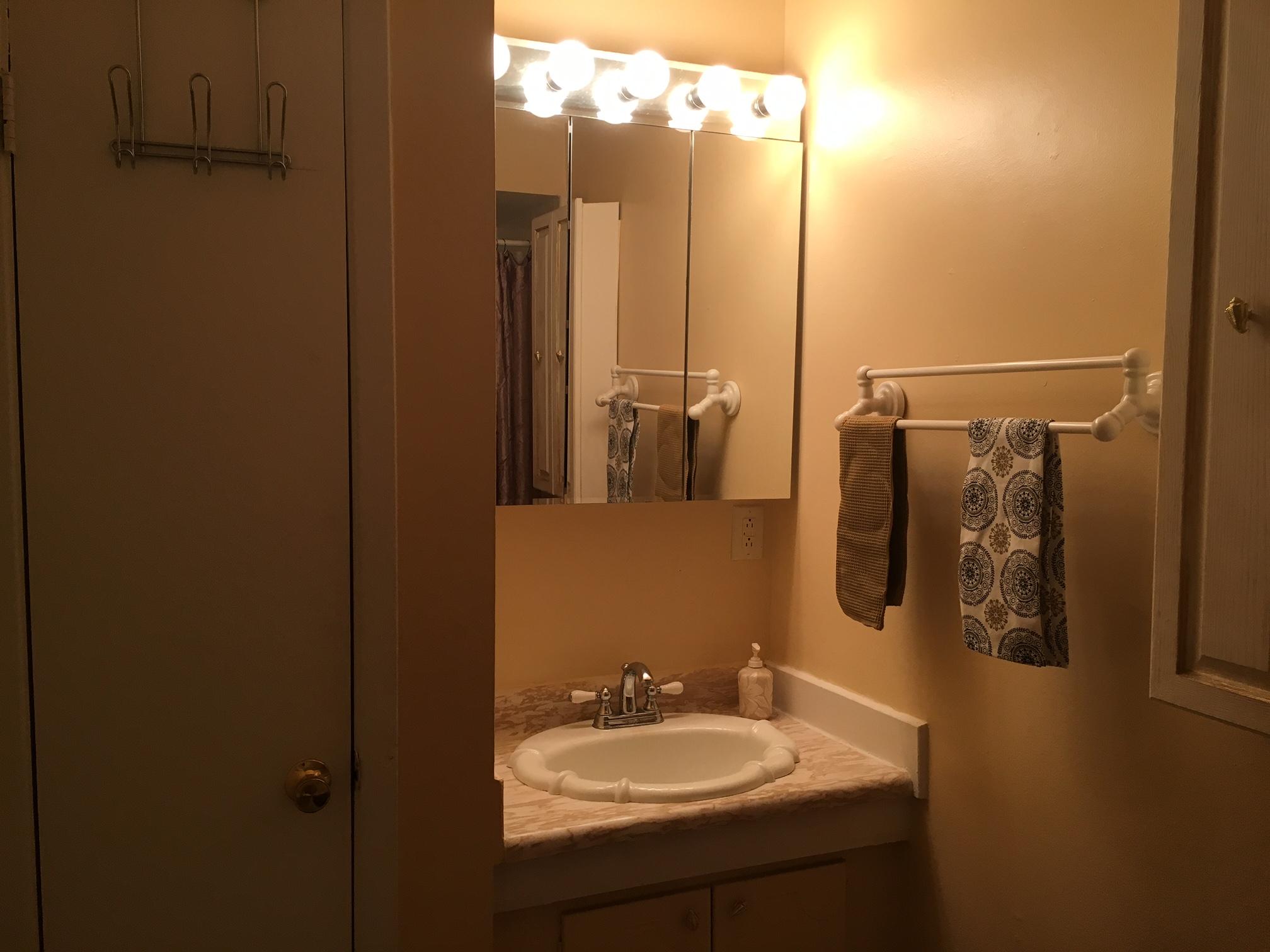 BAYVIEW WATERS CONDO - Residential