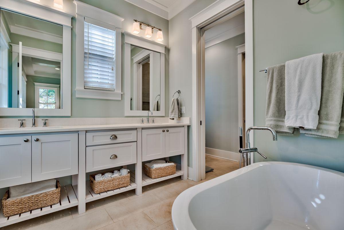 DRAPER LAKE COASTAL VILLAGE - Residential