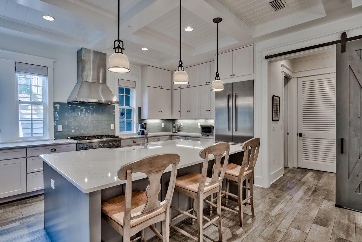 DRAPER LAKE COASTAL VILLAGE - Residential