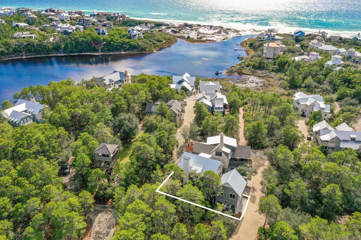 DRAPER LAKE COASTAL VILLAGE - Residential