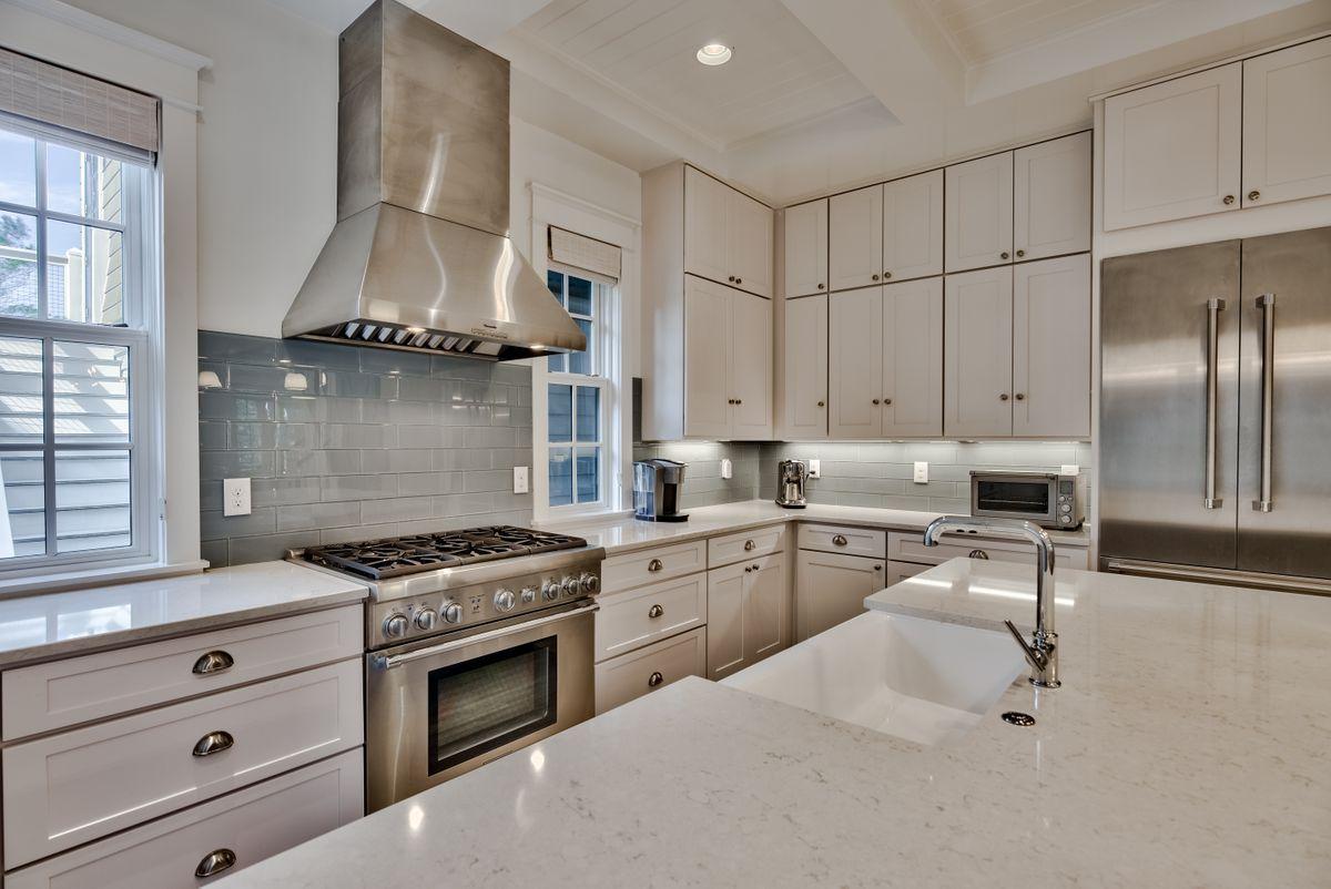 DRAPER LAKE COASTAL VILLAGE - Residential