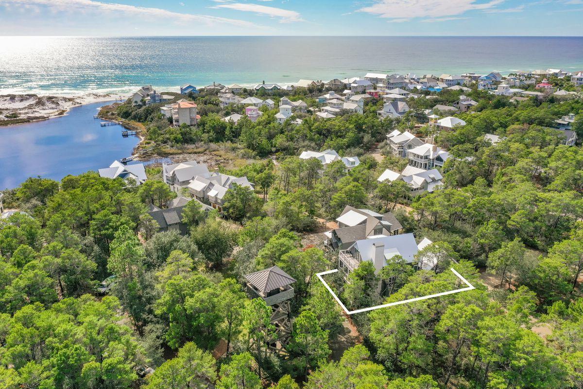 DRAPER LAKE COASTAL VILLAGE - Residential