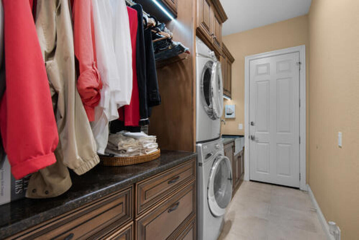 Kelly Plantation - Residential