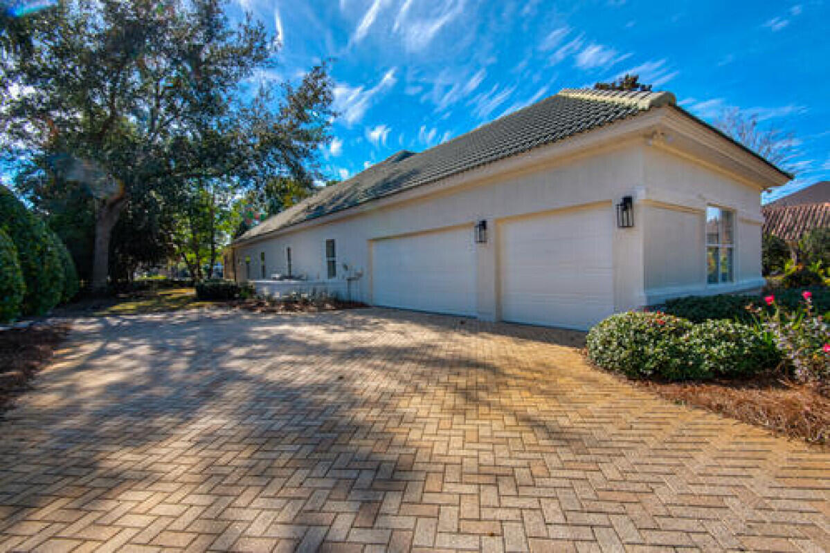 Kelly Plantation - Residential