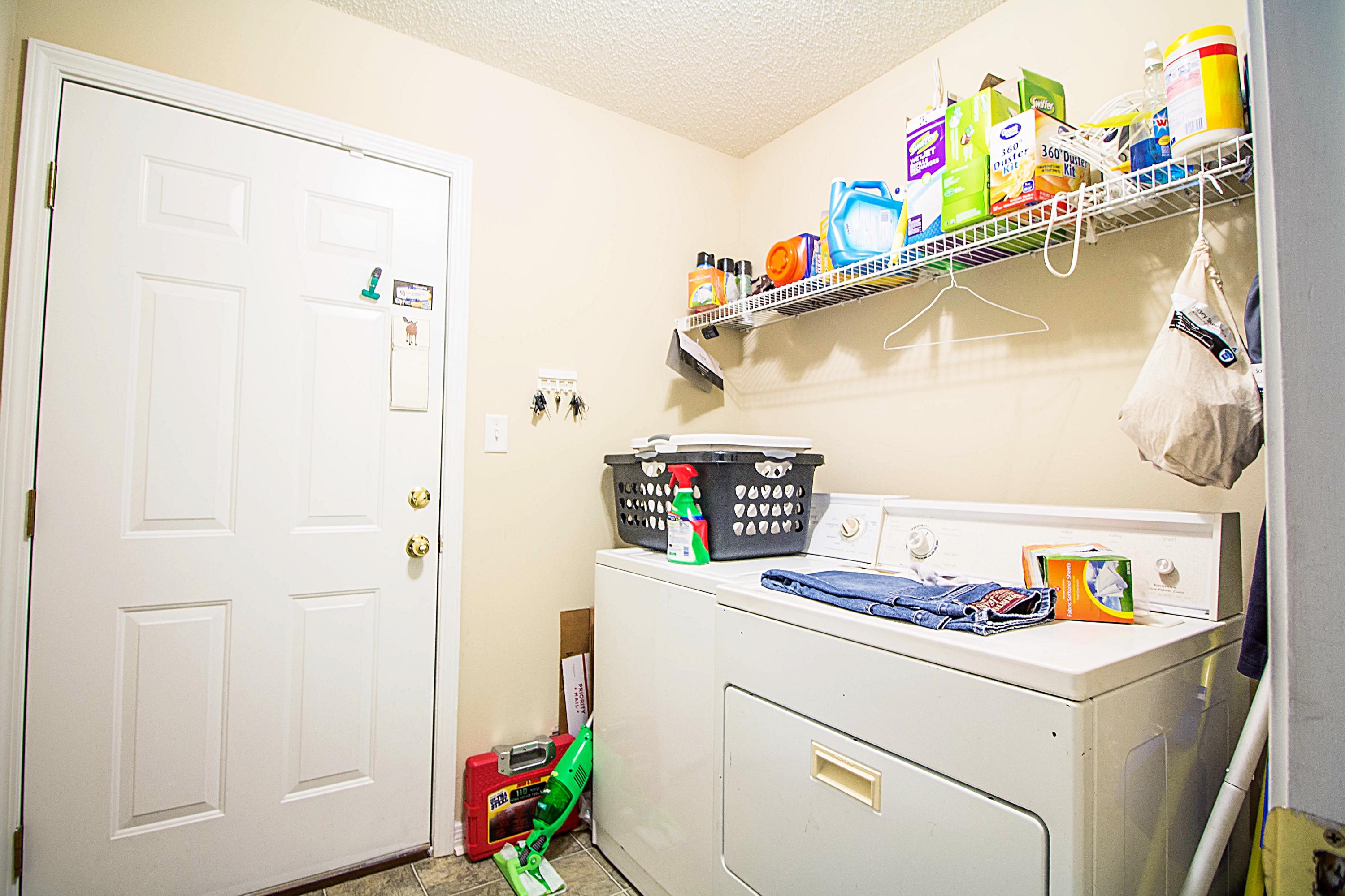 FAIRCHILD ESTATES - Residential