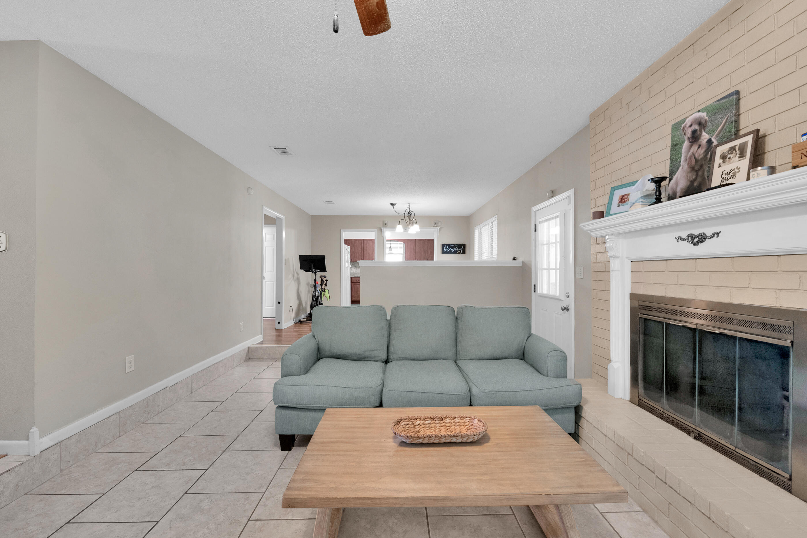 LAKE FRANCIS HOMES - Residential