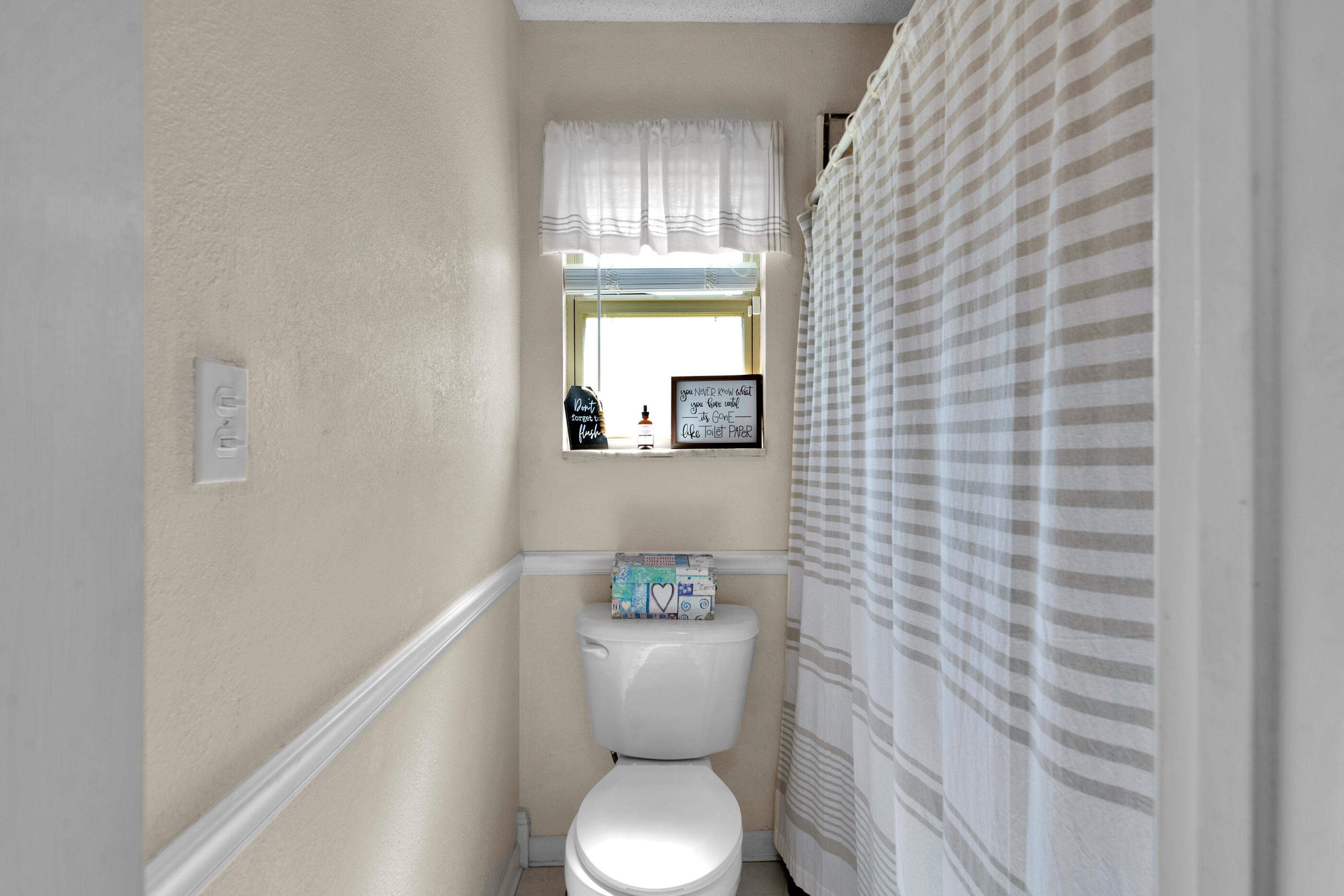 LAKE FRANCIS HOMES - Residential