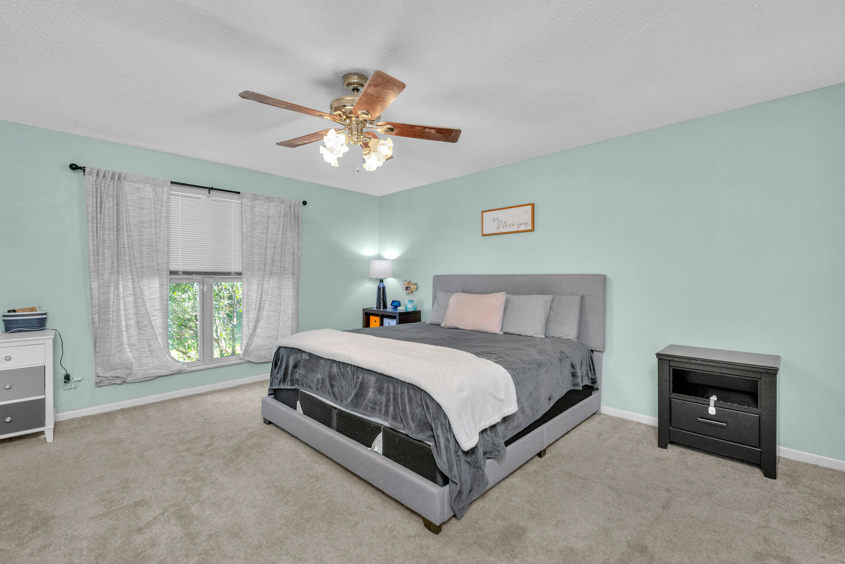 LAKE FRANCIS HOMES - Residential