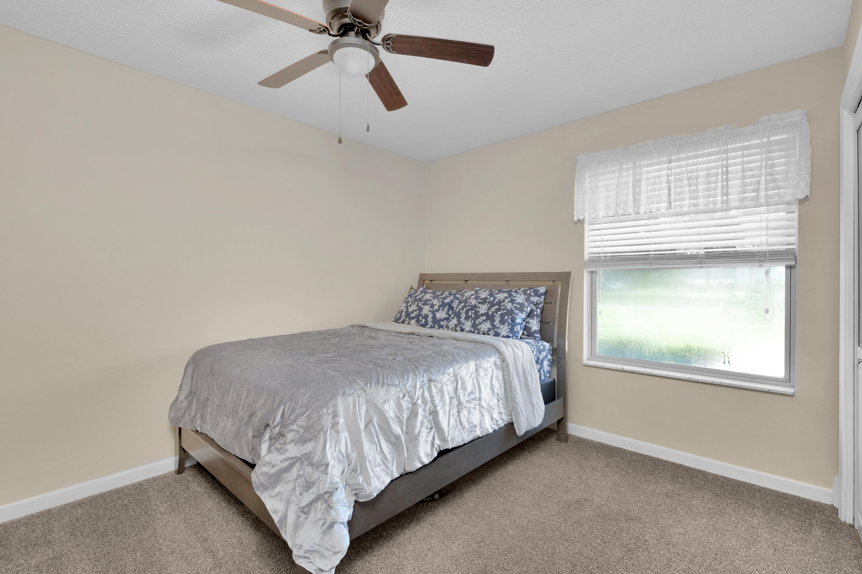 LAKE FRANCIS HOMES - Residential