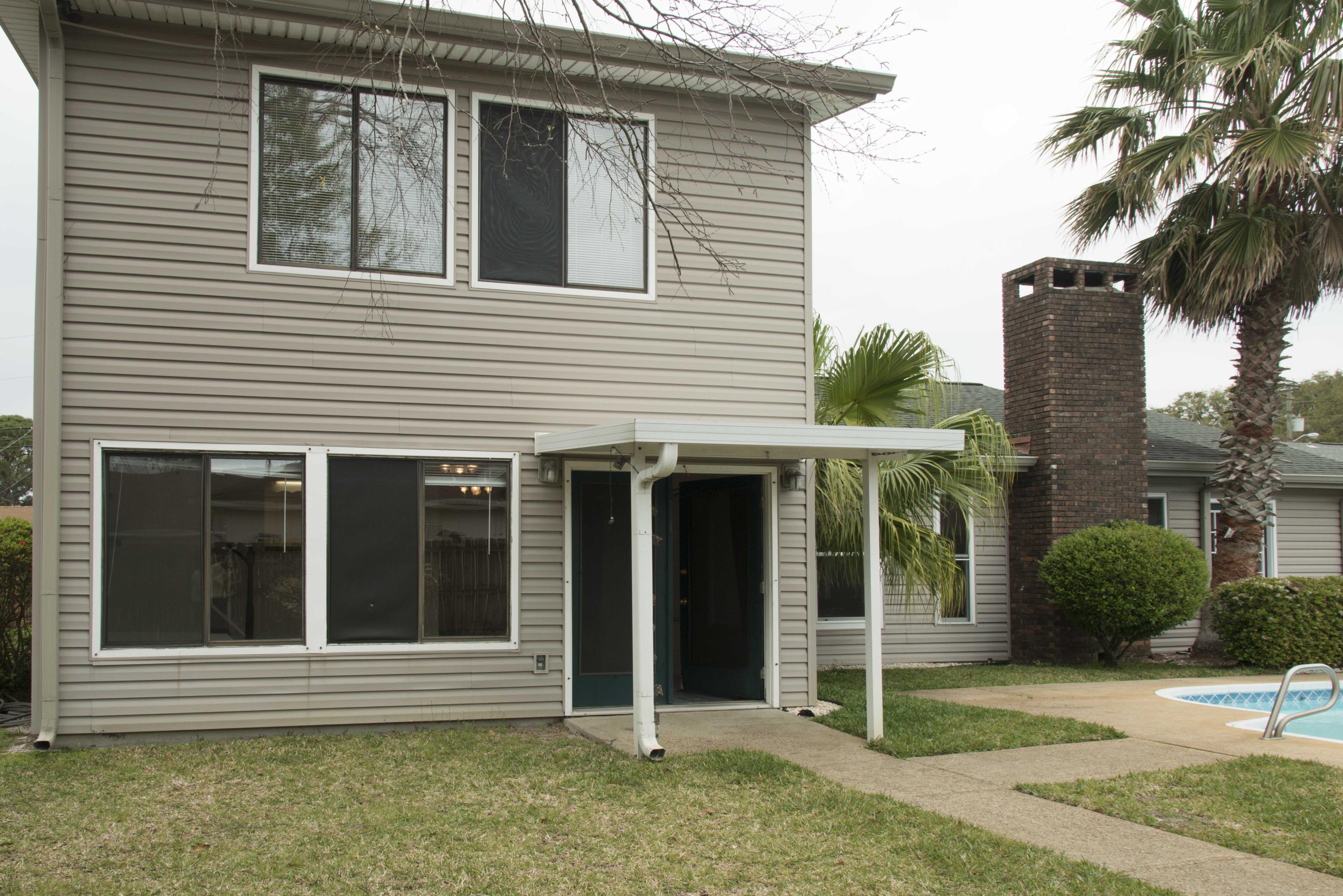 Mary Esther Manor - Residential