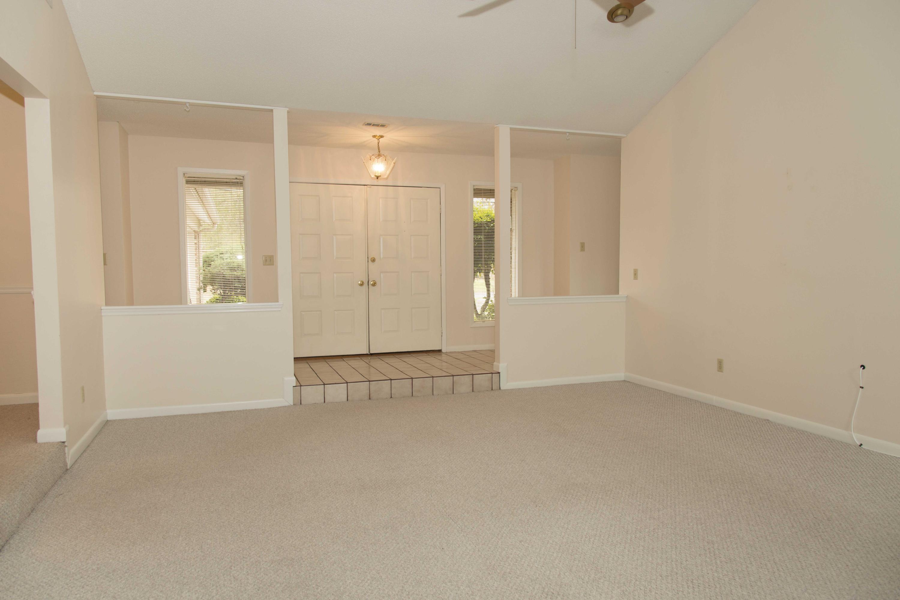 Mary Esther Manor - Residential