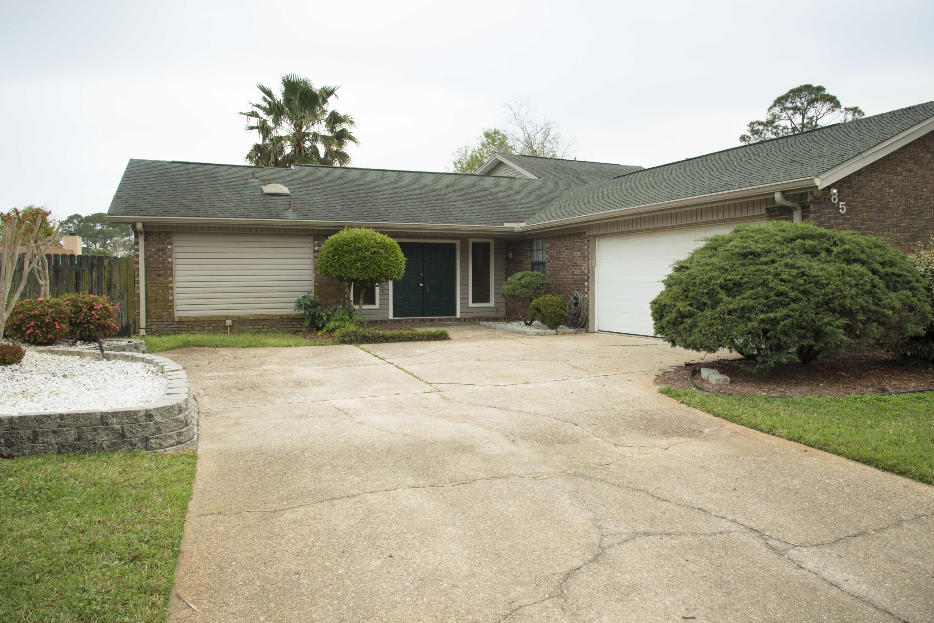 Mary Esther Manor - Residential