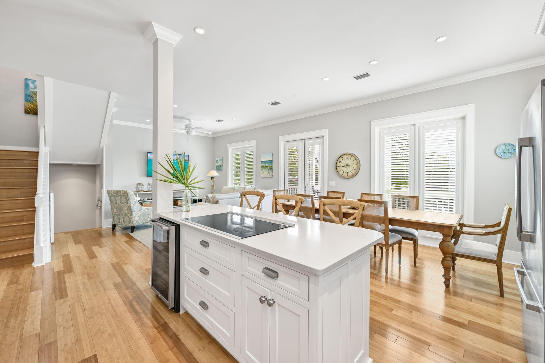 DUNES ESTATES OF SEAGROVE - Residential