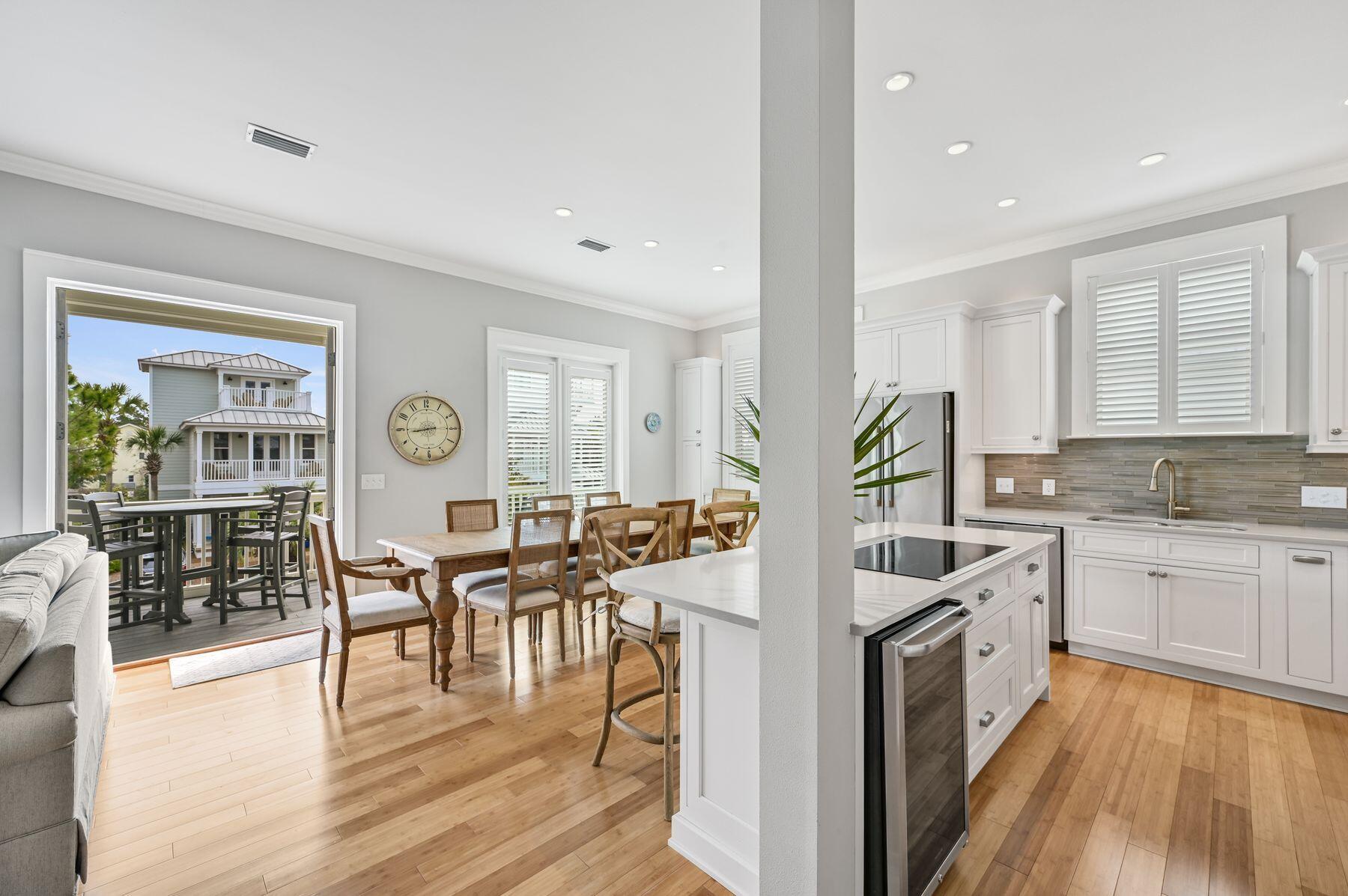 DUNES ESTATES OF SEAGROVE - Residential
