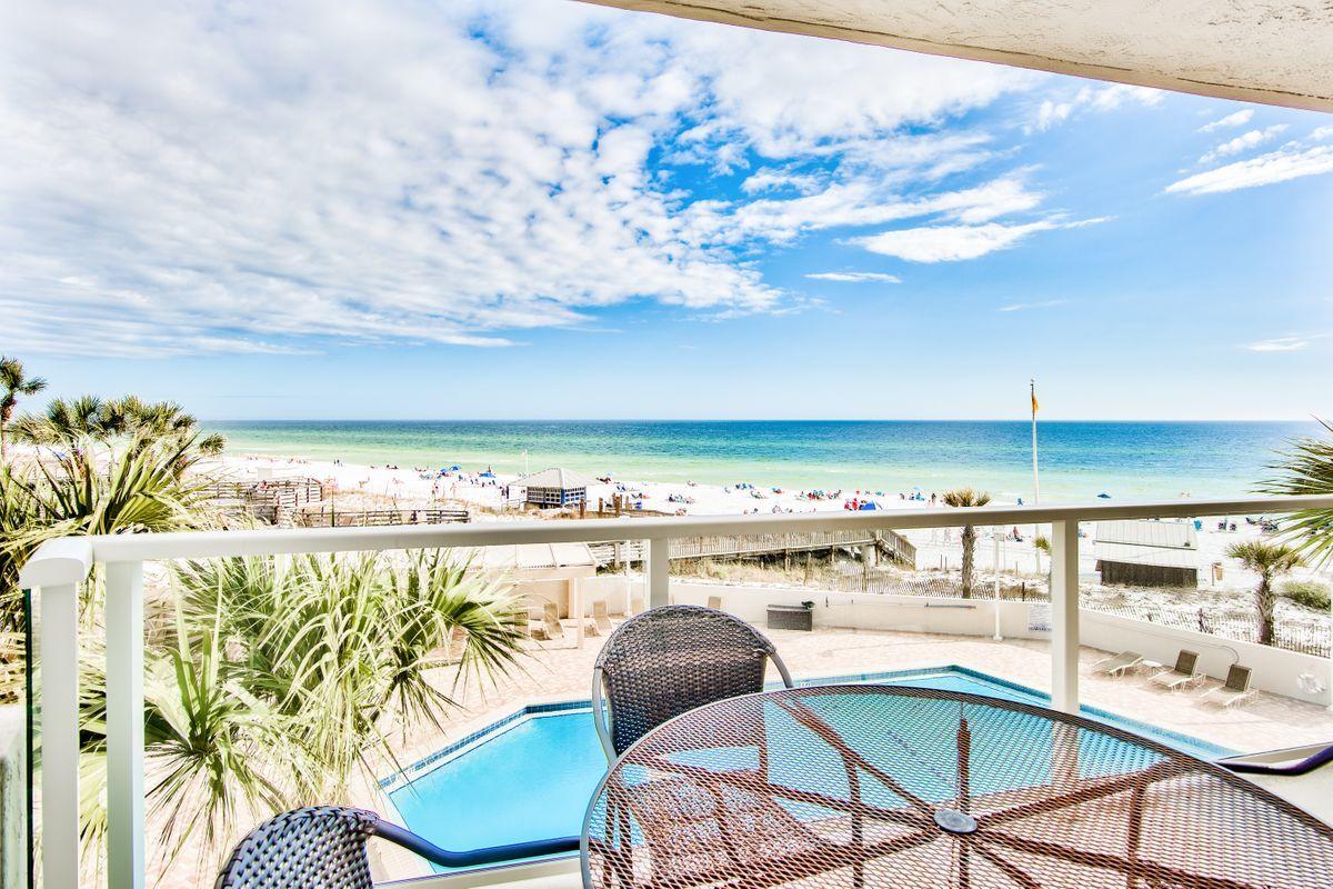 BEACHSIDE TWO - Residential