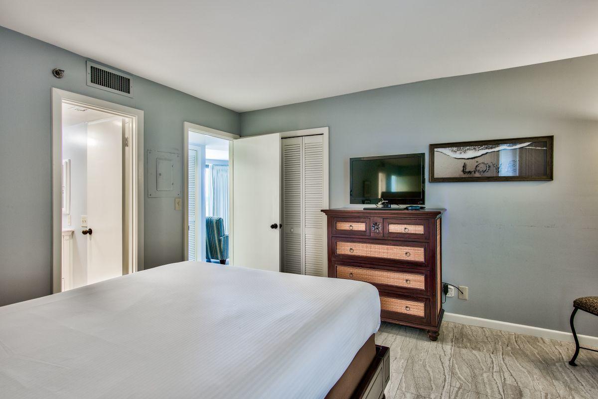 BEACHSIDE TWO - Residential